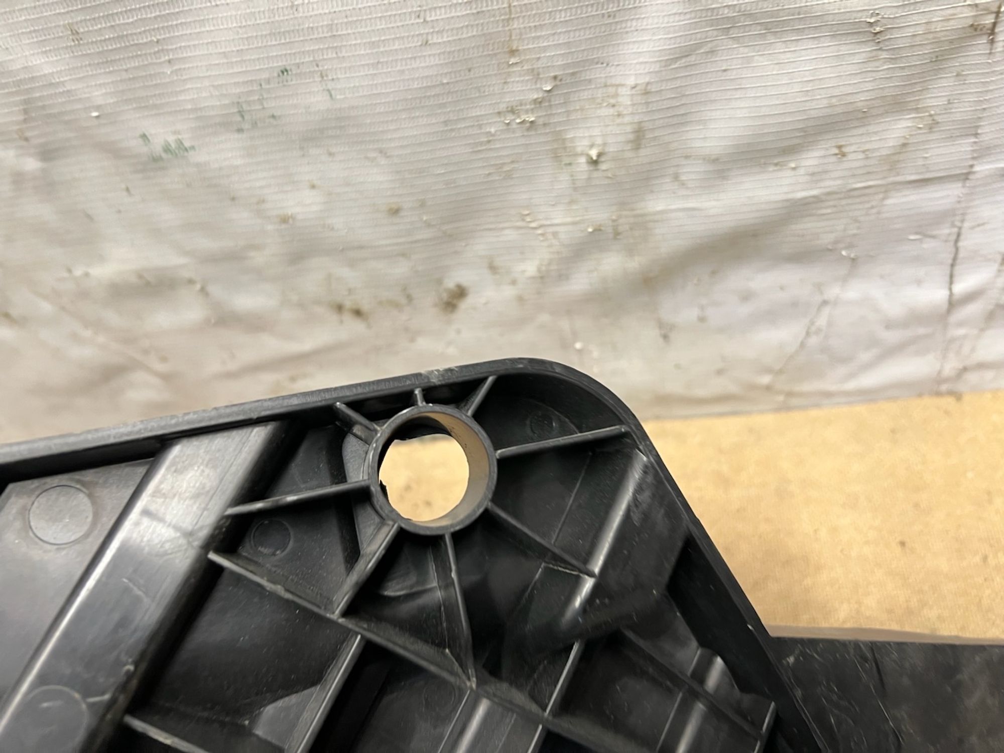 https://gcs.partsauto.market/rn-stockpro.appspot.com/thmbs/userImages/74b999aff9da8d5a09f9ff26dc196135/part/8cc7859c-2513-4c3f-94c6-9a52515957e9_1745256979056.jpg