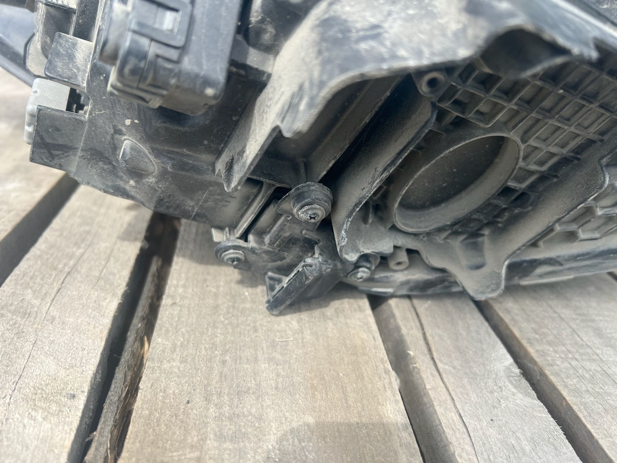 https://gcs.partsauto.market/rn-stockpro.appspot.com/thmbs/userImages/74b999aff9da8d5a09f9ff26dc196135/part/8d3ad115-1690-4956-b55c-b9a137fabf3b_1748280374242.jpg