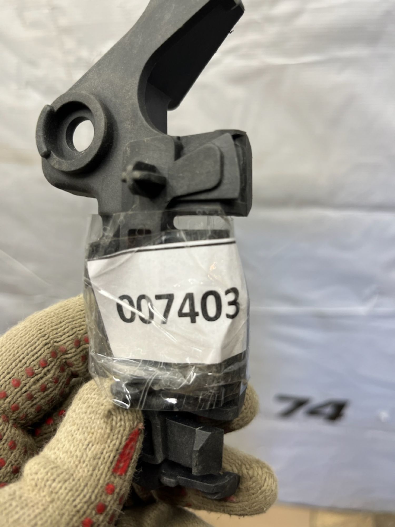 https://gcs.partsauto.market/rn-stockpro.appspot.com/thmbs/userImages/74b999aff9da8d5a09f9ff26dc196135/part/8e3d03d2-433b-438b-a0b6-551ab9acc4ef_1747917018875.jpg