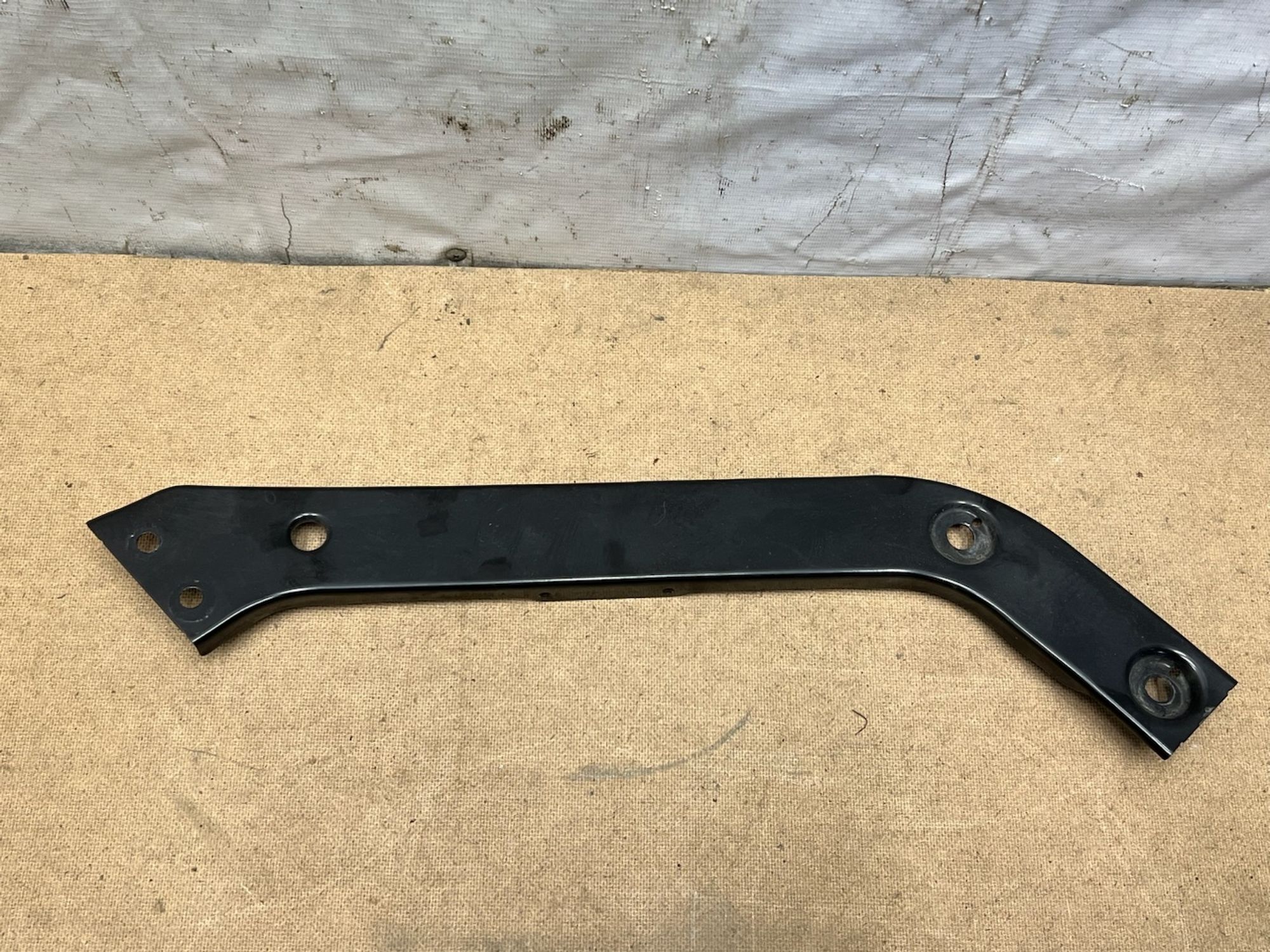 https://gcs.partsauto.market/rn-stockpro.appspot.com/thmbs/userImages/74b999aff9da8d5a09f9ff26dc196135/part/8ea99c7d-6a68-44a4-91de-602769d7e782_1745255665500.jpg