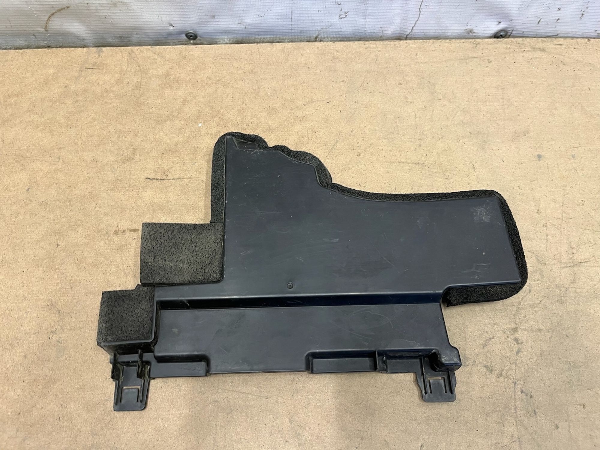 https://gcs.partsauto.market/rn-stockpro.appspot.com/thmbs/userImages/74b999aff9da8d5a09f9ff26dc196135/part/8eec3e17-b0df-4fa9-adcf-de13791e766b_1749208943070.jpg