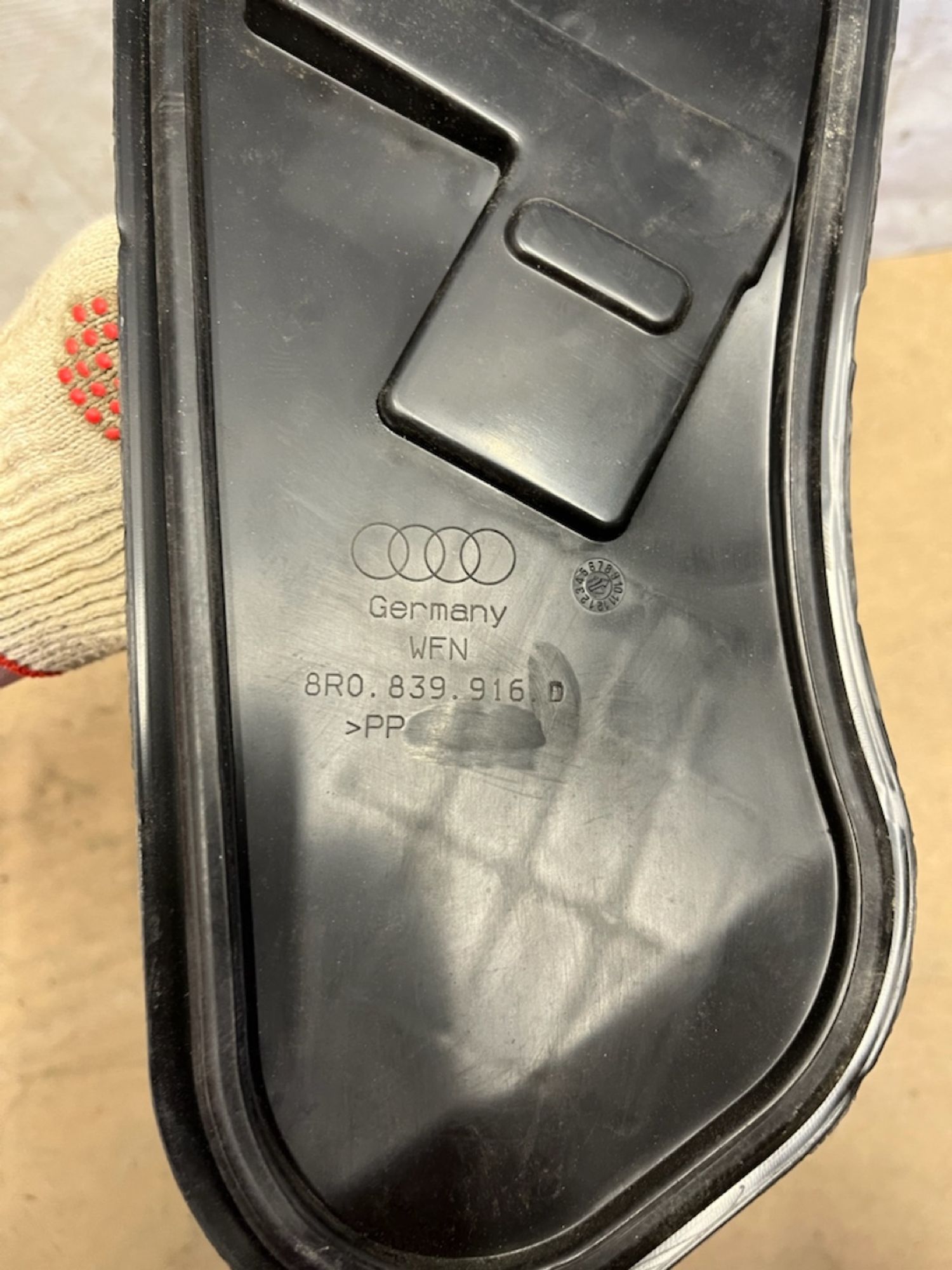 https://gcs.partsauto.market/rn-stockpro.appspot.com/thmbs/userImages/74b999aff9da8d5a09f9ff26dc196135/part/8f146009-98ff-4f41-90aa-5d661d430477_1747048829234.jpg