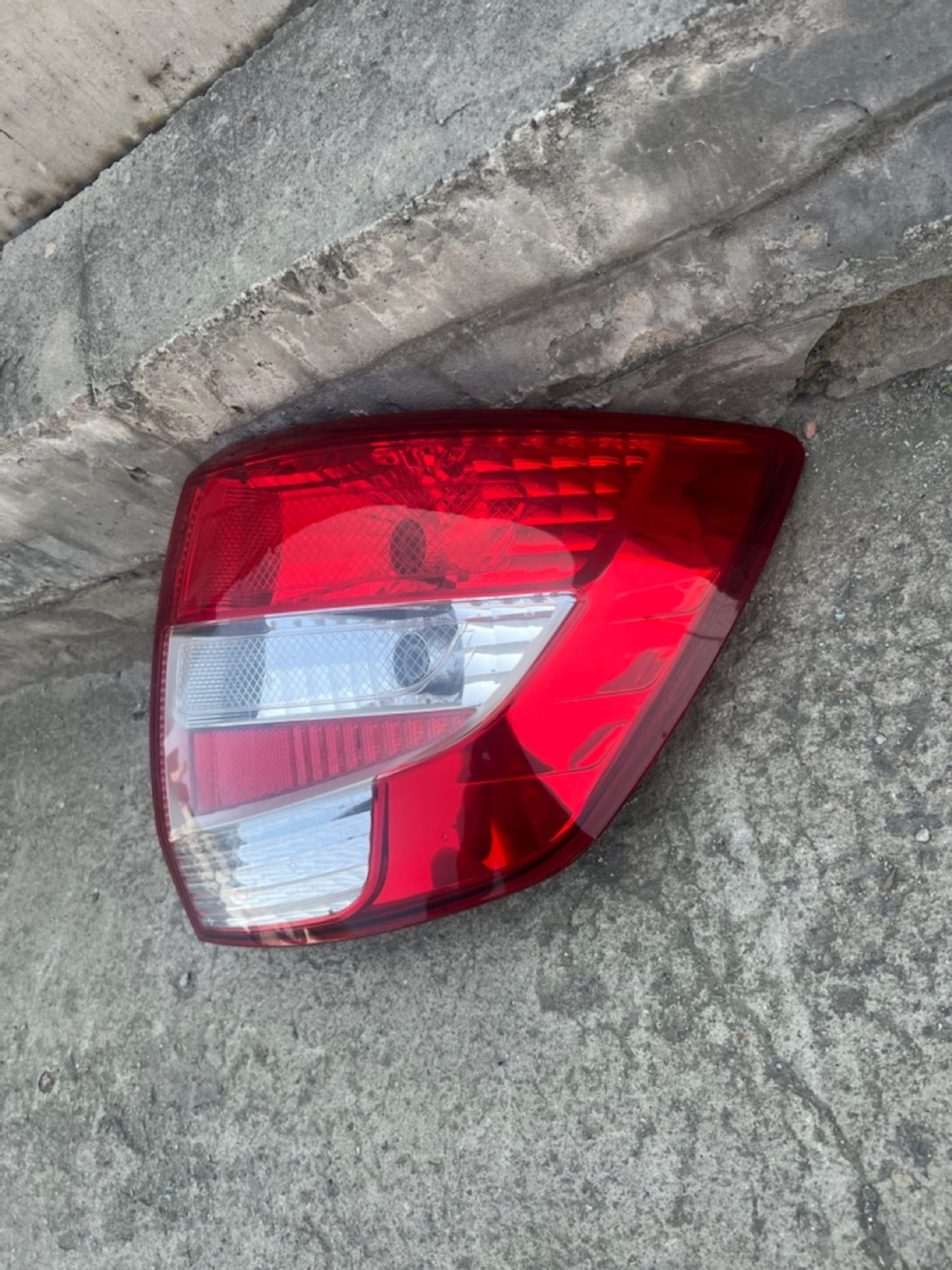 https://gcs.partsauto.market/rn-stockpro.appspot.com/thmbs/userImages/74b999aff9da8d5a09f9ff26dc196135/part/8fc41575-7ddc-4320-94b3-5c44886d0c1f_1750336027815.jpg