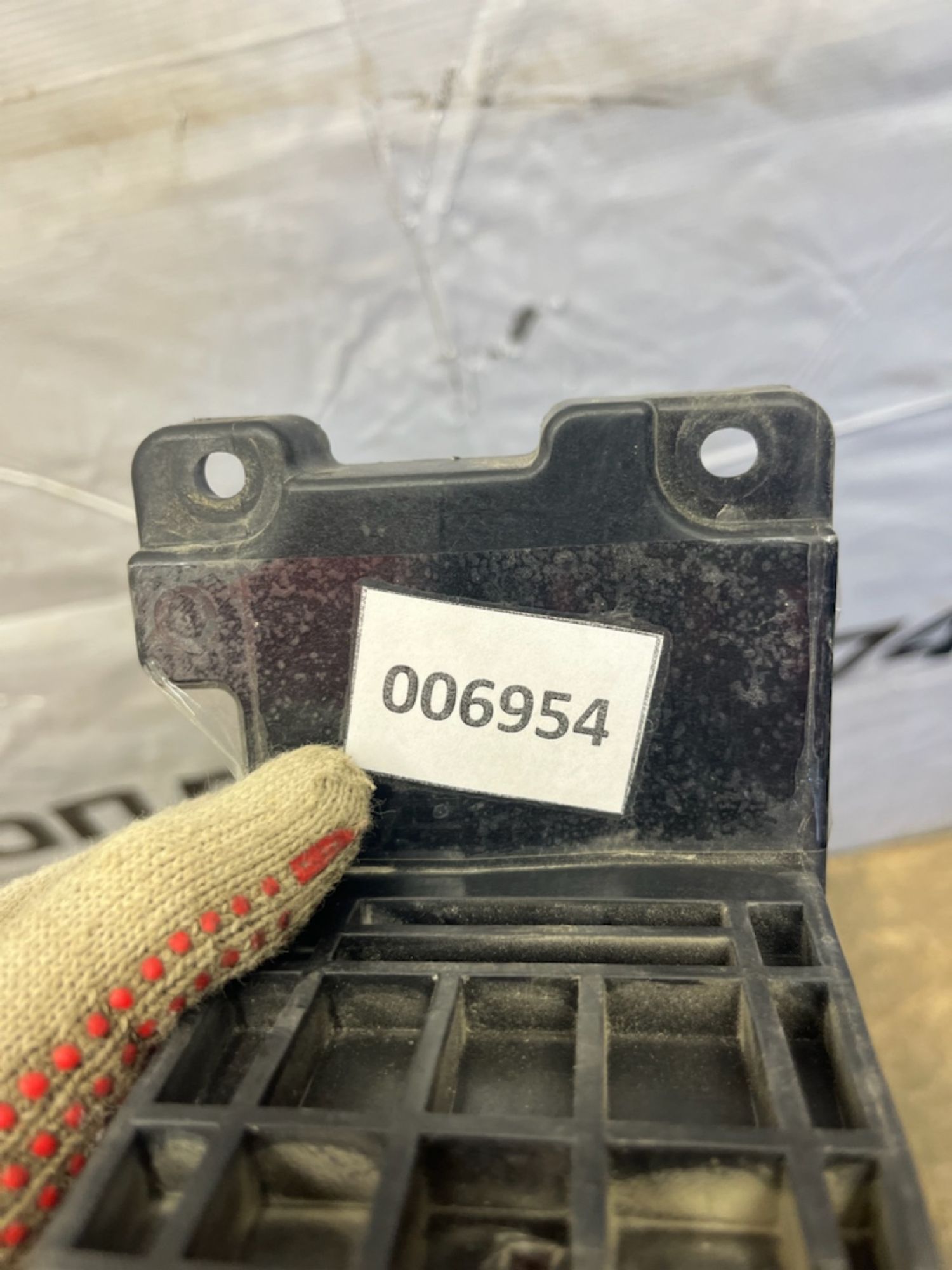 https://gcs.partsauto.market/rn-stockpro.appspot.com/thmbs/userImages/74b999aff9da8d5a09f9ff26dc196135/part/903dd54e-3361-4edb-8ba3-073153ddbc1c_1746187065540.jpg