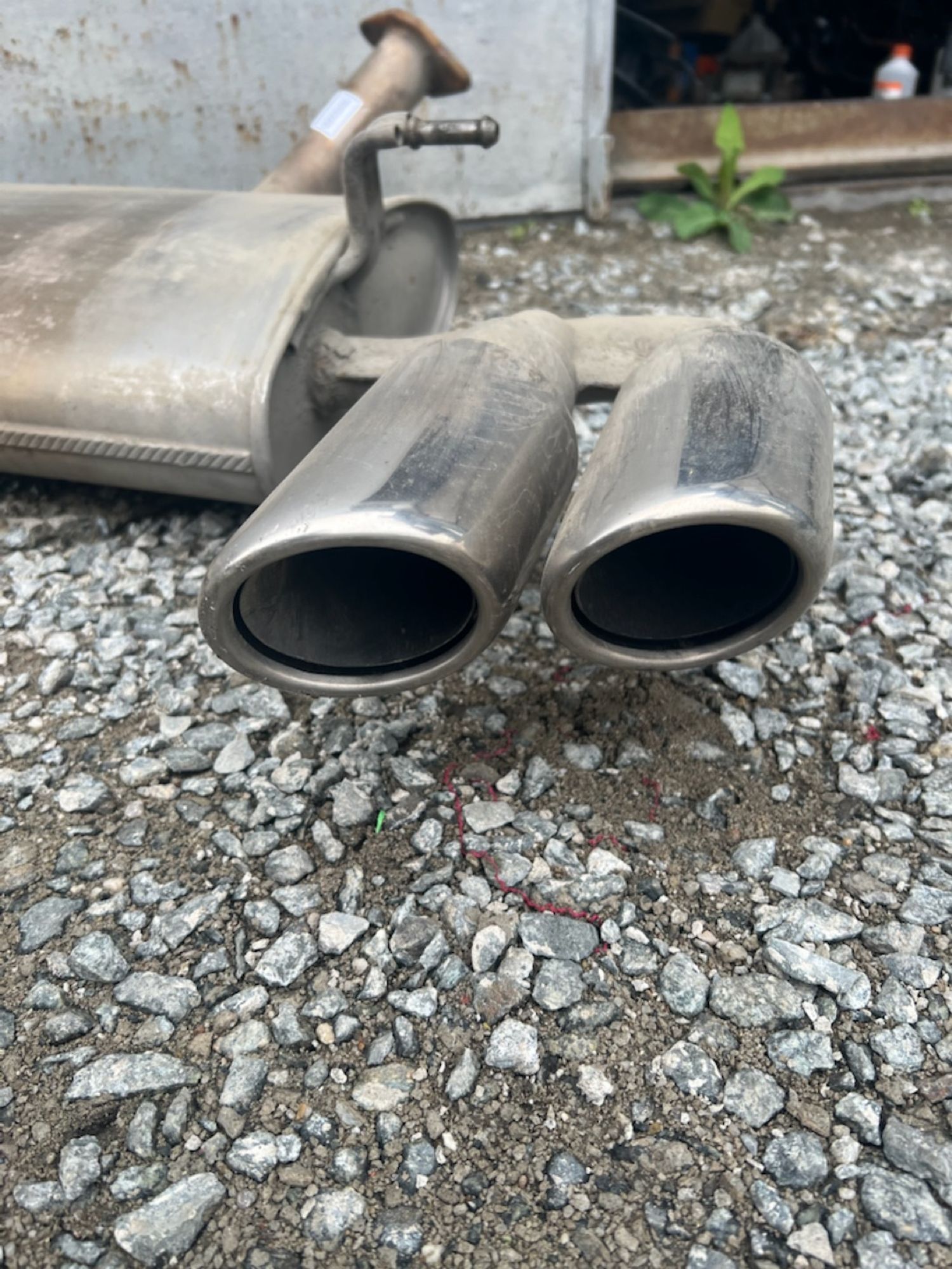 https://gcs.partsauto.market/rn-stockpro.appspot.com/thmbs/userImages/74b999aff9da8d5a09f9ff26dc196135/part/9367536e-8f79-4576-83a3-fe9a0d092624_1747243417507.jpg