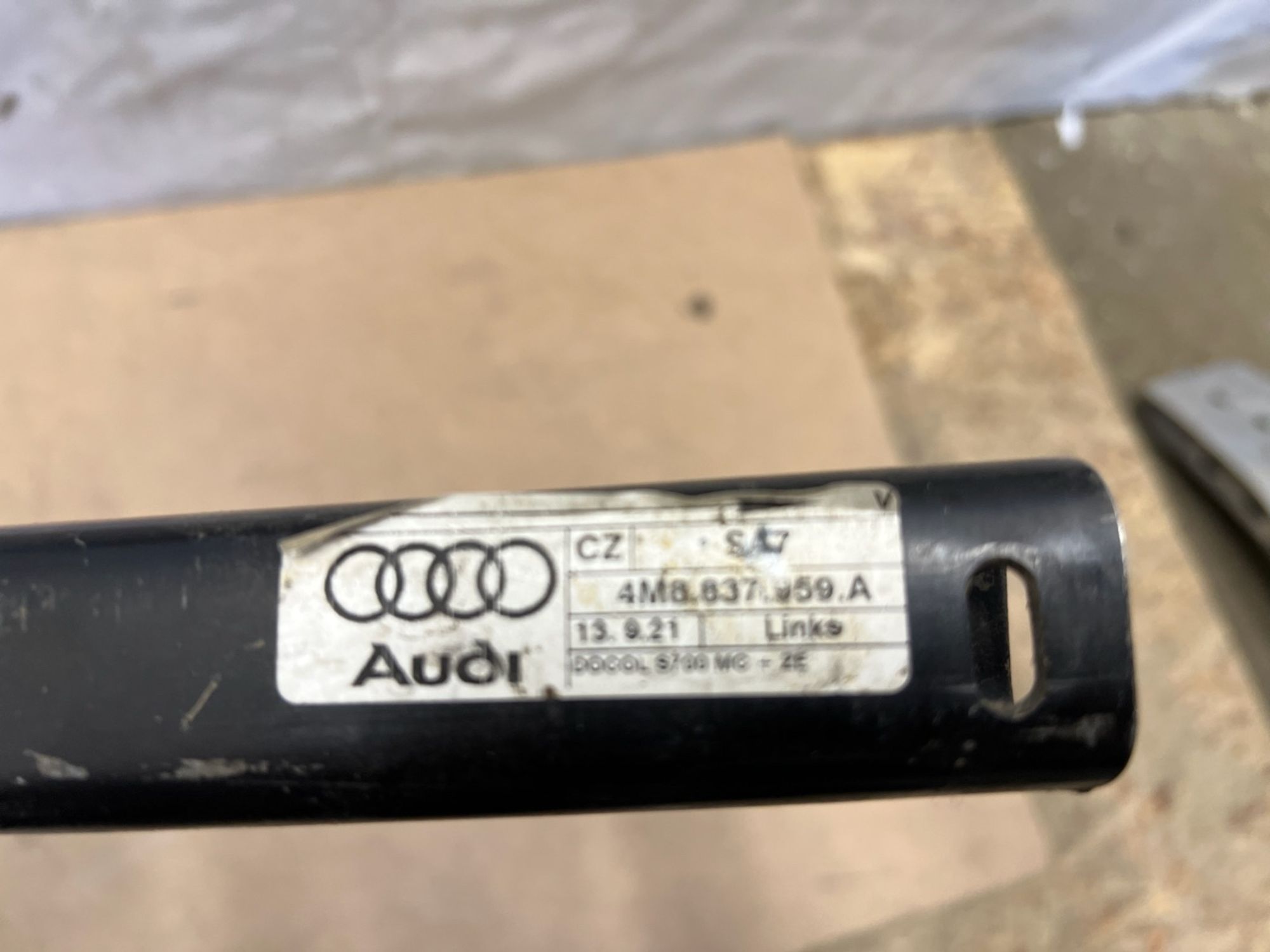 https://gcs.partsauto.market/rn-stockpro.appspot.com/thmbs/userImages/74b999aff9da8d5a09f9ff26dc196135/part/950c8bce-8022-4df7-9ec0-4857090ef2e3_1743872541157.jpg