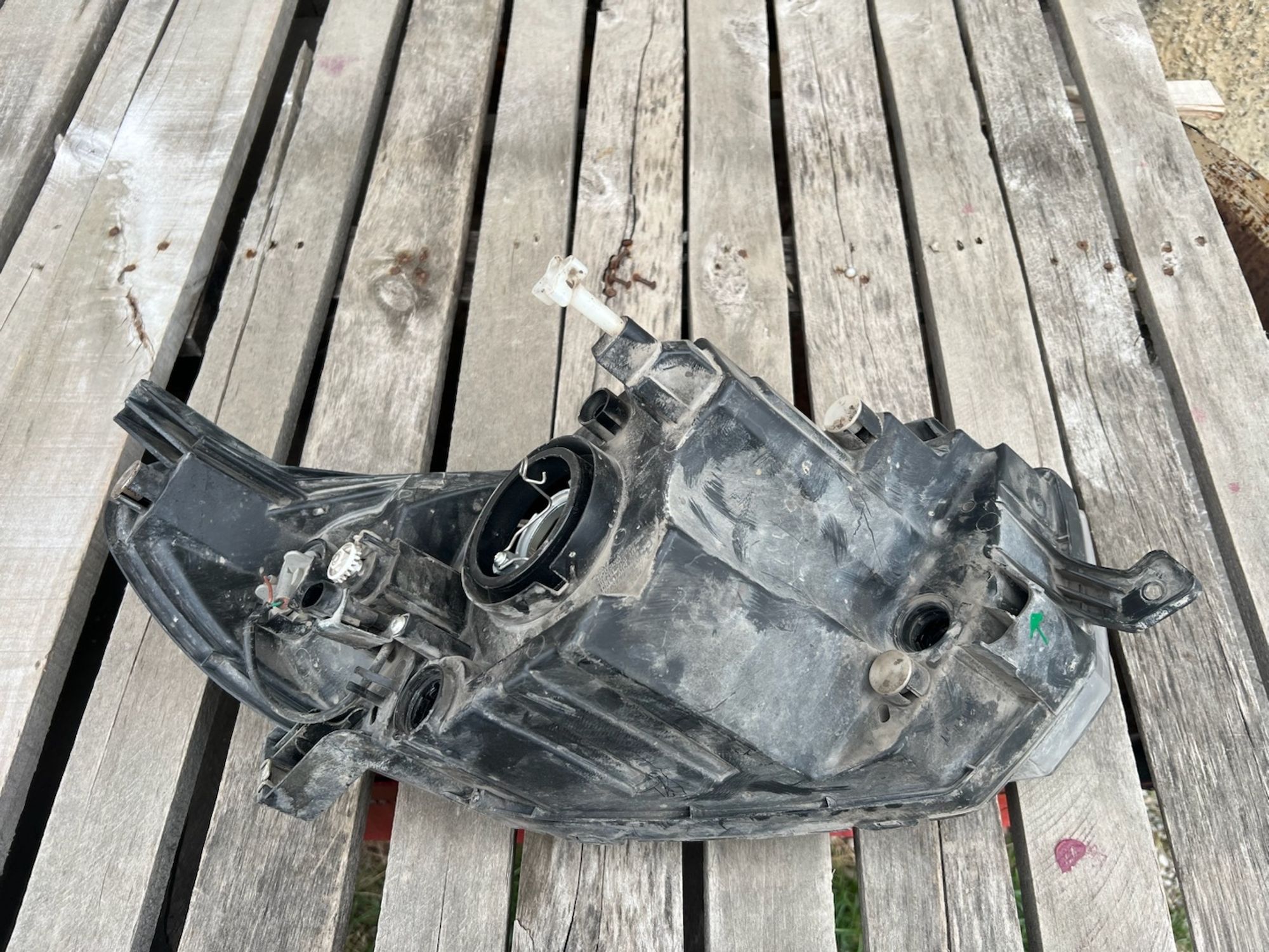 https://gcs.partsauto.market/rn-stockpro.appspot.com/thmbs/userImages/74b999aff9da8d5a09f9ff26dc196135/part/9676ddd5-52f1-4cea-a0ca-f379601195f4_1745739427687.jpg