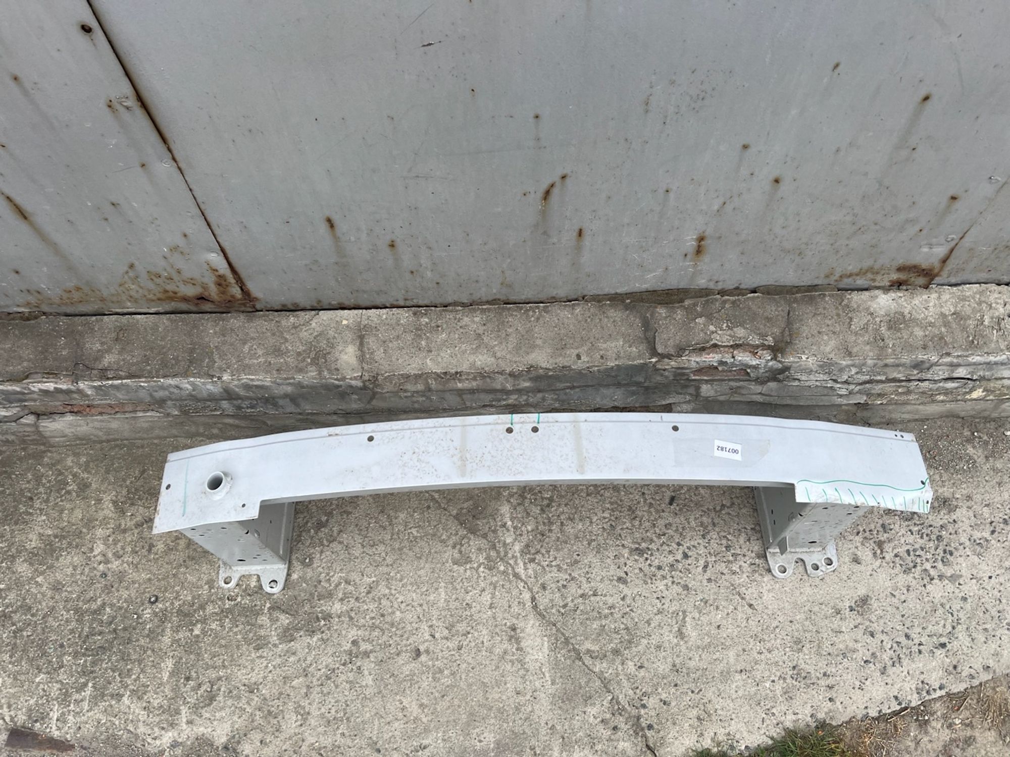 https://gcs.partsauto.market/rn-stockpro.appspot.com/thmbs/userImages/74b999aff9da8d5a09f9ff26dc196135/part/970a45eb-f9b4-409b-9de4-15d41676b724_1748280670512.jpg