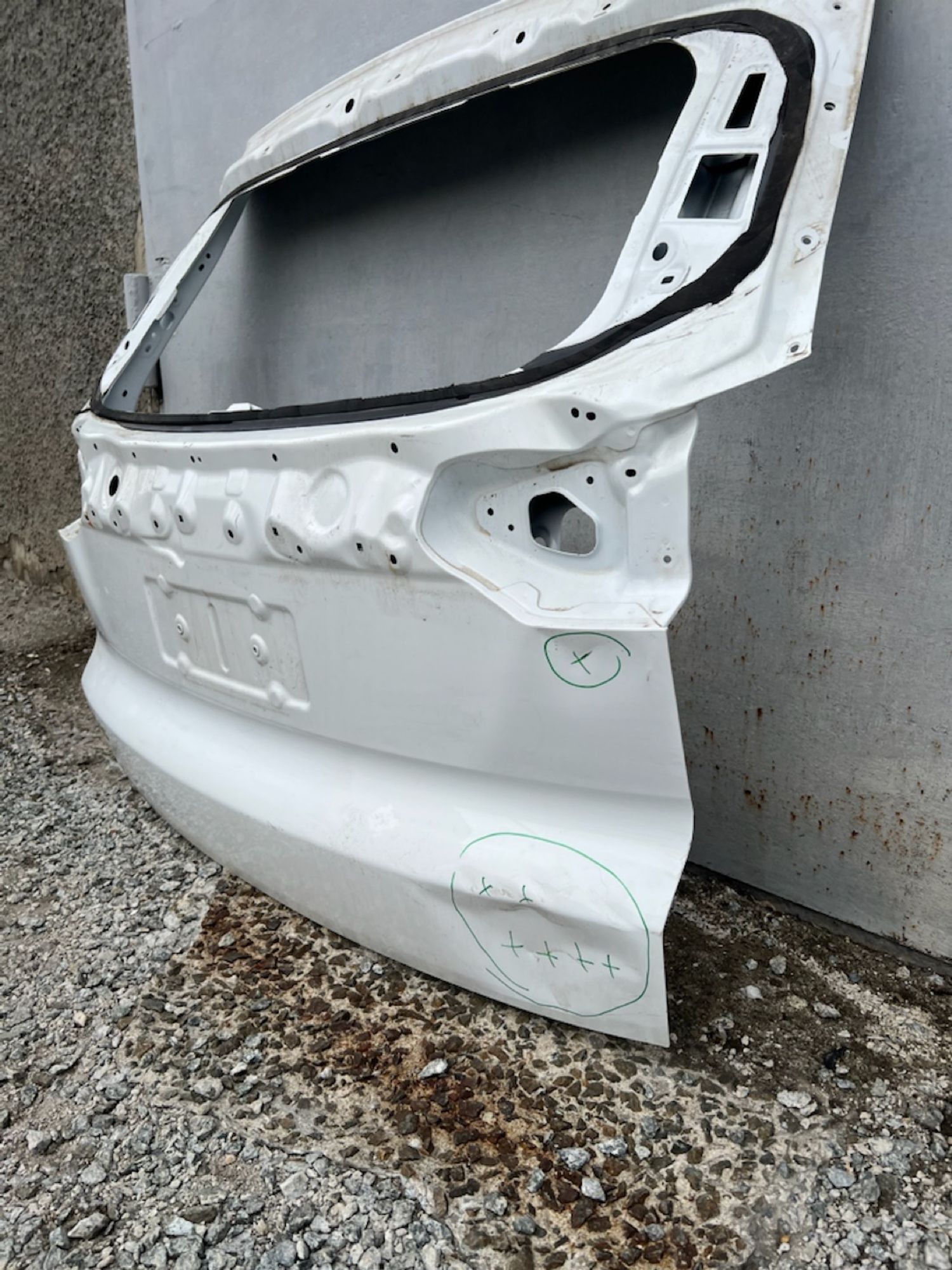 https://gcs.partsauto.market/rn-stockpro.appspot.com/thmbs/userImages/74b999aff9da8d5a09f9ff26dc196135/part/971e840d-436d-4085-9d37-69e671e19278_1744823751118.jpg