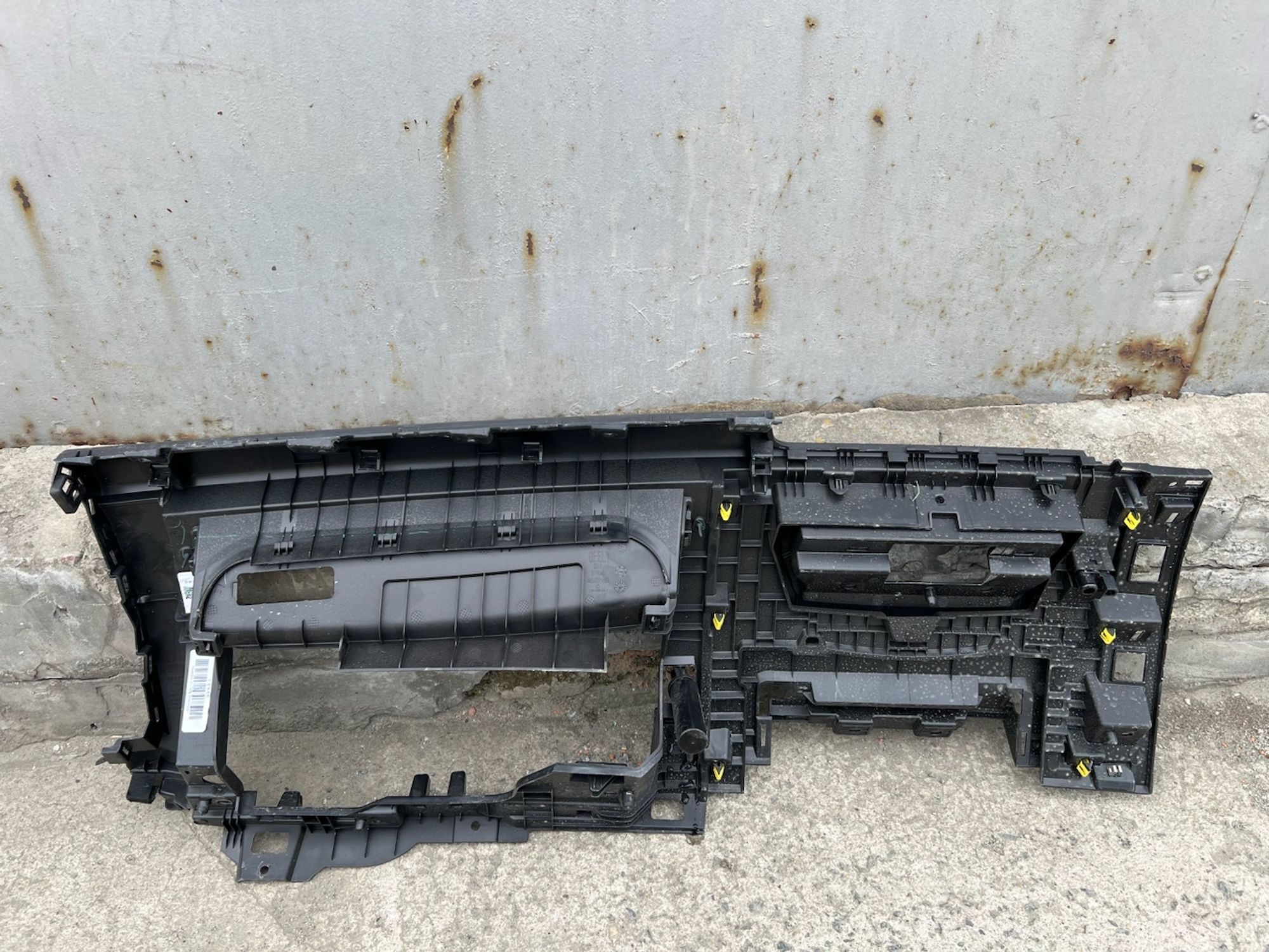 https://gcs.partsauto.market/rn-stockpro.appspot.com/thmbs/userImages/74b999aff9da8d5a09f9ff26dc196135/part/981120c1-3fe7-4b9a-be8d-36233a8b3973_1746726885794.jpg
