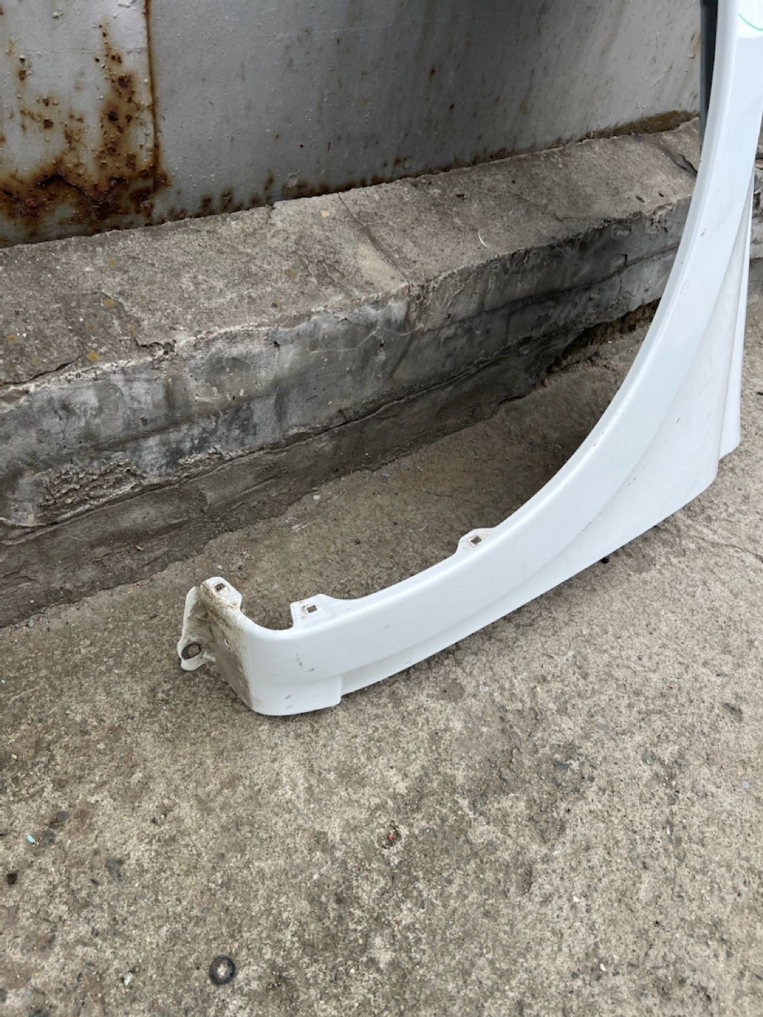 https://gcs.partsauto.market/rn-stockpro.appspot.com/thmbs/userImages/74b999aff9da8d5a09f9ff26dc196135/part/9861da2e-8538-49ef-8100-71b7bef4584d_1747674110628.jpg