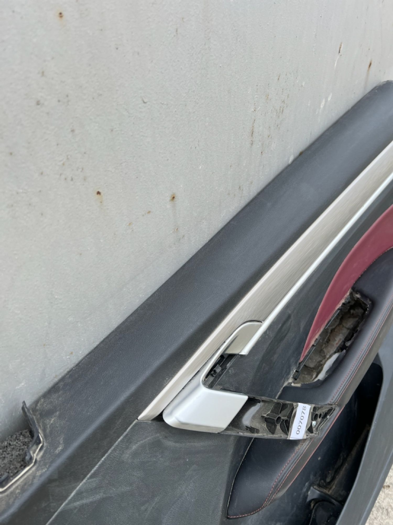 https://gcs.partsauto.market/rn-stockpro.appspot.com/thmbs/userImages/74b999aff9da8d5a09f9ff26dc196135/part/9ac7a9ef-3d09-4916-9816-95f900be35c0_1746726663322.jpg