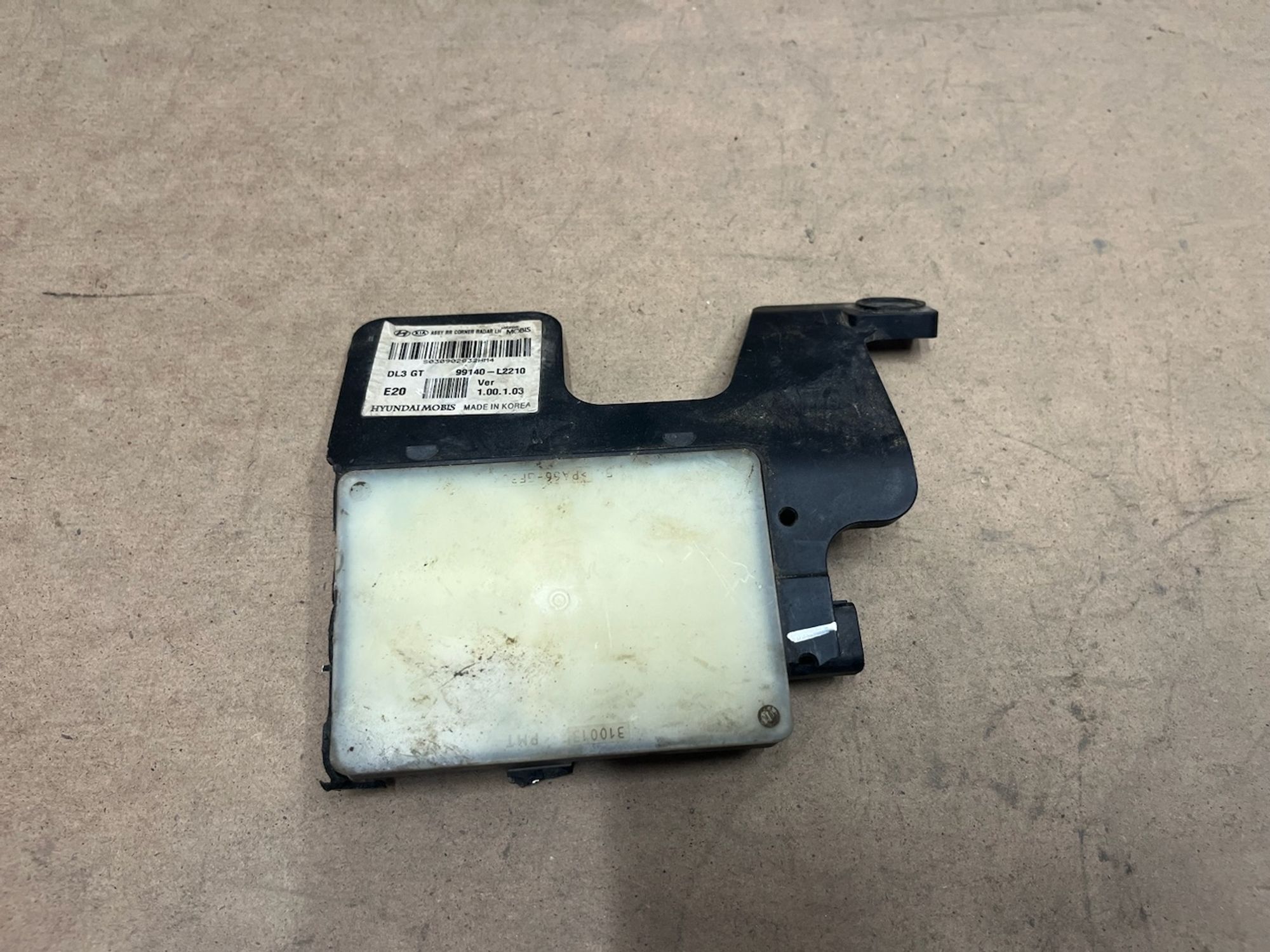 https://gcs.partsauto.market/rn-stockpro.appspot.com/thmbs/userImages/74b999aff9da8d5a09f9ff26dc196135/part/9ce40d19-d86c-446b-a043-599156f0cc20_1750400951721.jpg