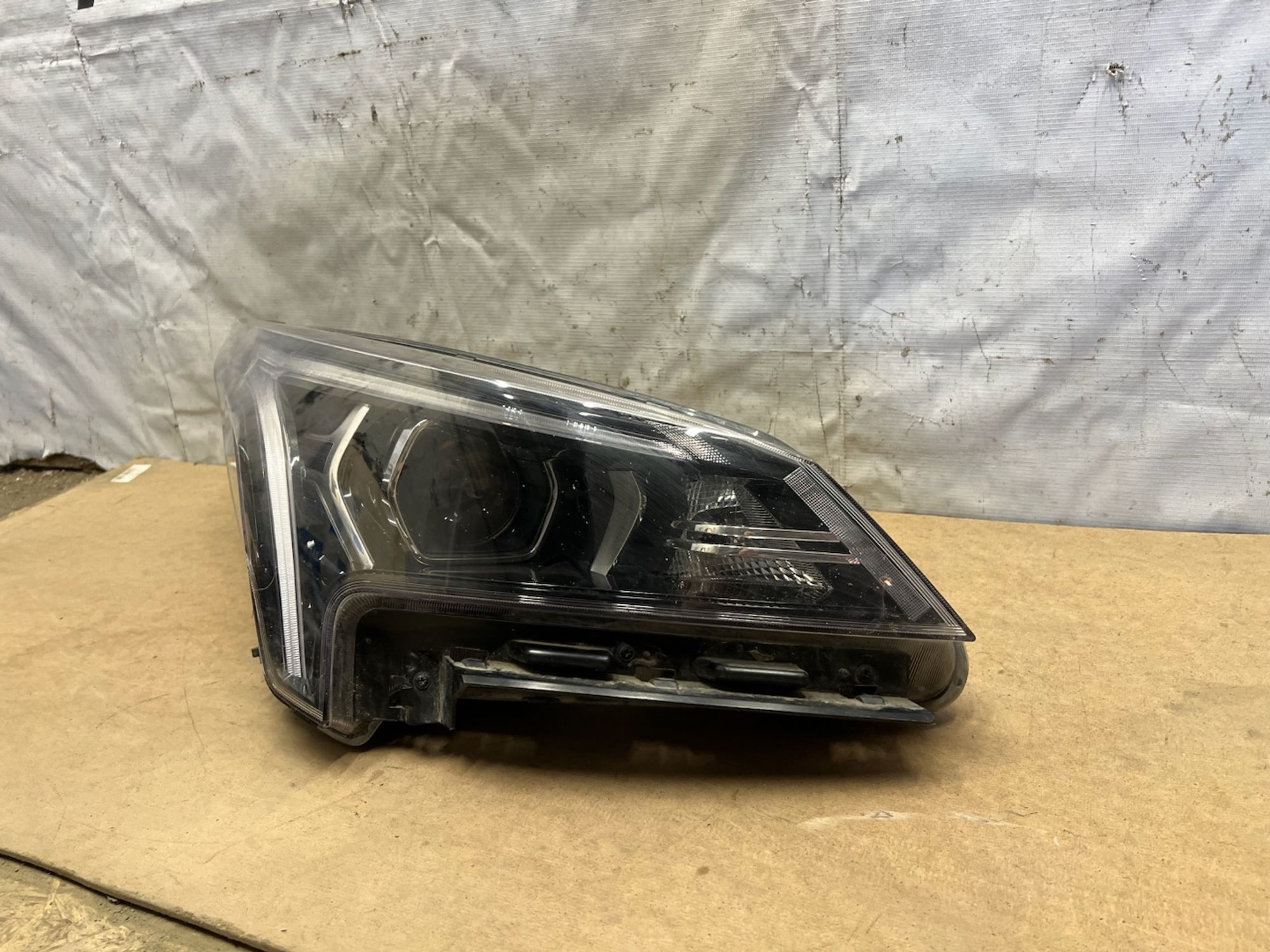 https://gcs.partsauto.market/rn-stockpro.appspot.com/thmbs/userImages/74b999aff9da8d5a09f9ff26dc196135/part/9e491a2d-b523-4214-b405-64592536baca_1747764647690.jpg