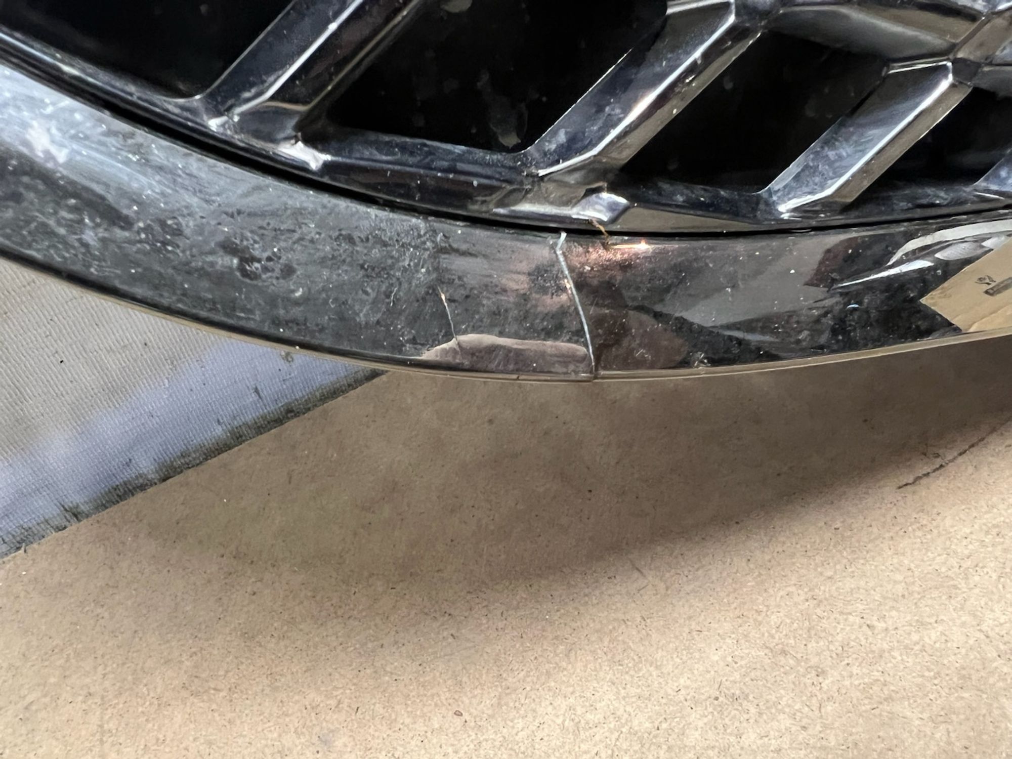https://gcs.partsauto.market/rn-stockpro.appspot.com/thmbs/userImages/74b999aff9da8d5a09f9ff26dc196135/part/9e5fce7c-fe63-4a41-9a2a-33a7490358dd_1747763967742.jpg