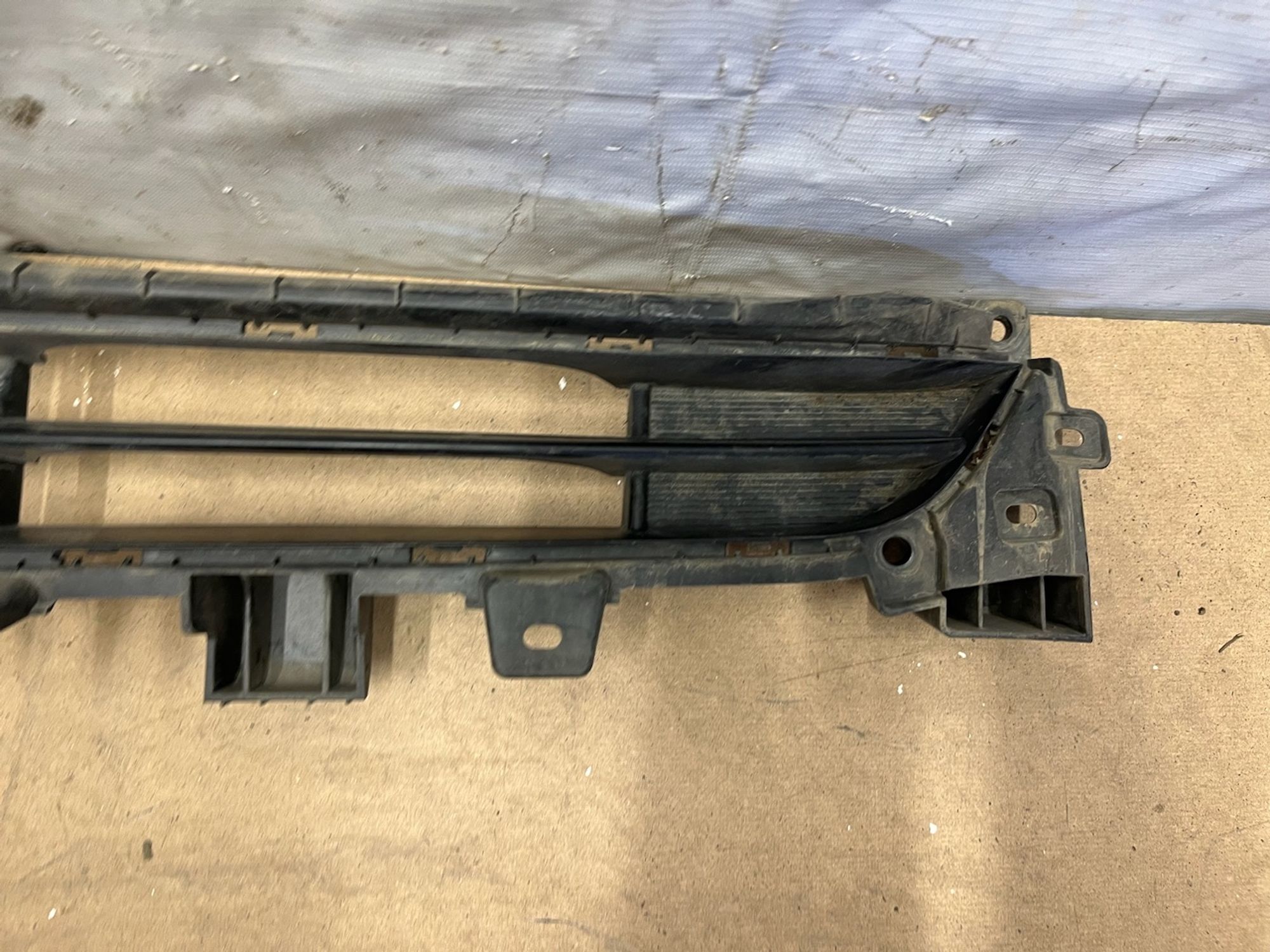 https://gcs.partsauto.market/rn-stockpro.appspot.com/thmbs/userImages/74b999aff9da8d5a09f9ff26dc196135/part/9e767805-ae48-43cc-936a-456fa980e918_1744362502115.jpg
