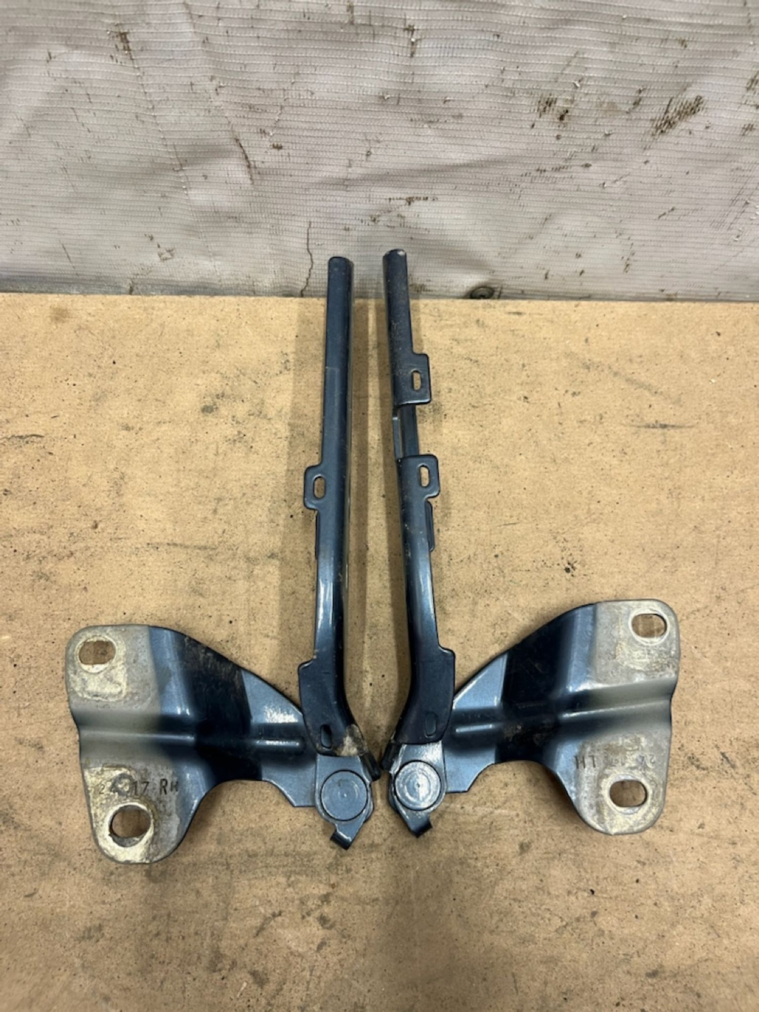 https://gcs.partsauto.market/rn-stockpro.appspot.com/thmbs/userImages/74b999aff9da8d5a09f9ff26dc196135/part/9f2606d5-232e-47a0-9ce0-cbb6cf982bbe_1746189788123.jpg