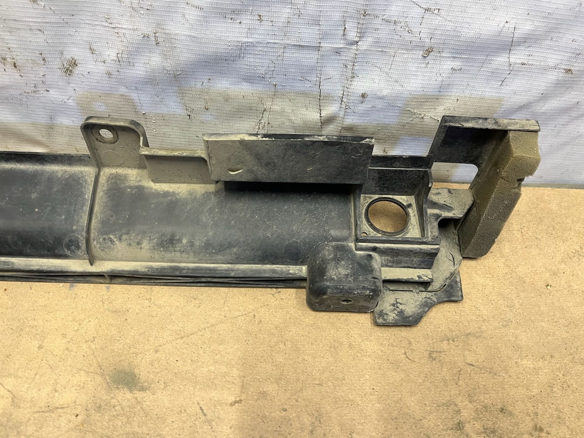https://gcs.partsauto.market/rn-stockpro.appspot.com/thmbs/userImages/74b999aff9da8d5a09f9ff26dc196135/part/a2871d2e-07c0-45e8-98a3-3a05c9964372_1748434891232.jpg