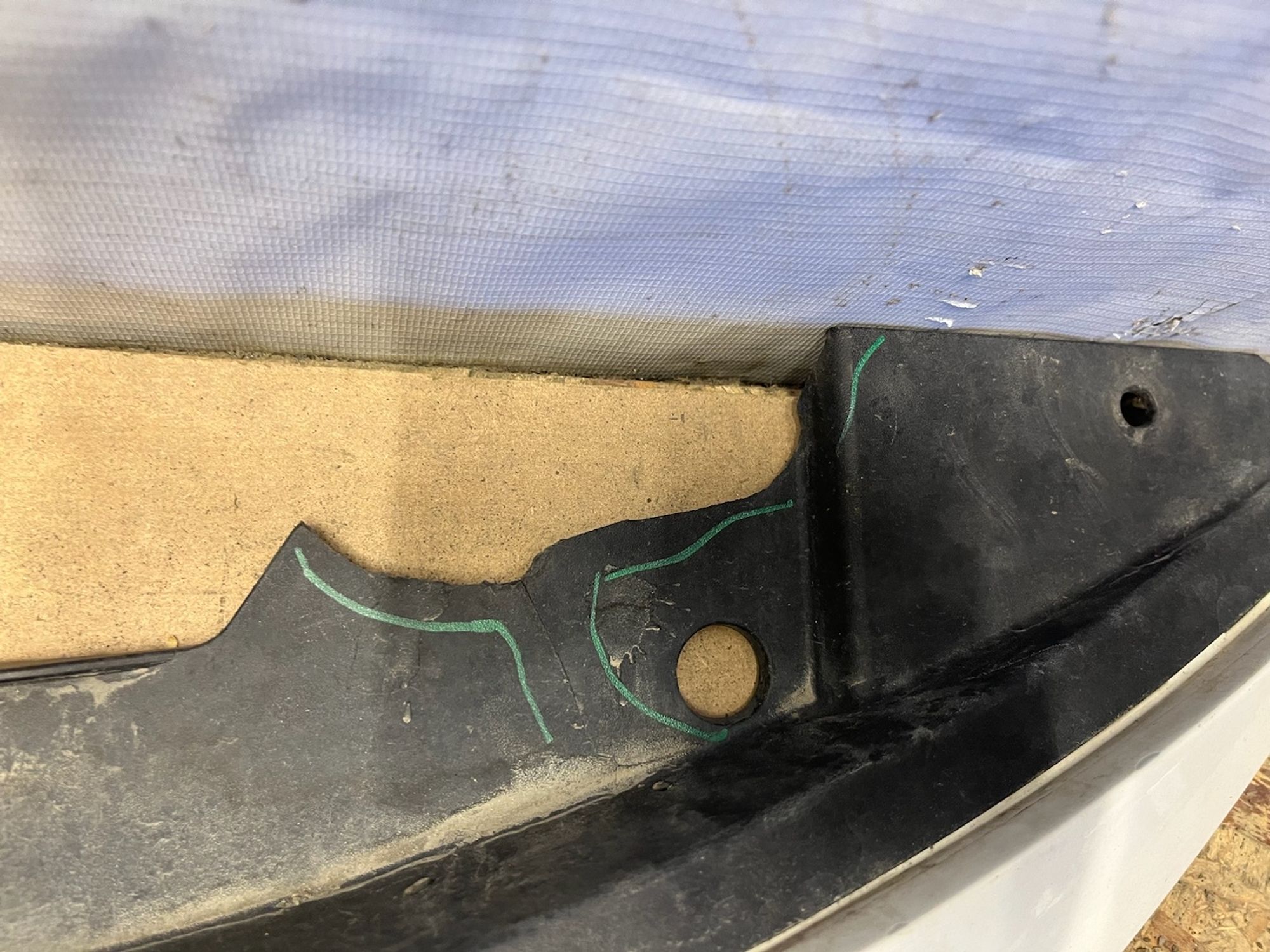 https://gcs.partsauto.market/rn-stockpro.appspot.com/thmbs/userImages/74b999aff9da8d5a09f9ff26dc196135/part/a4f6d37a-4c25-4cd8-a420-3a733b852d13_1748429548059.jpg