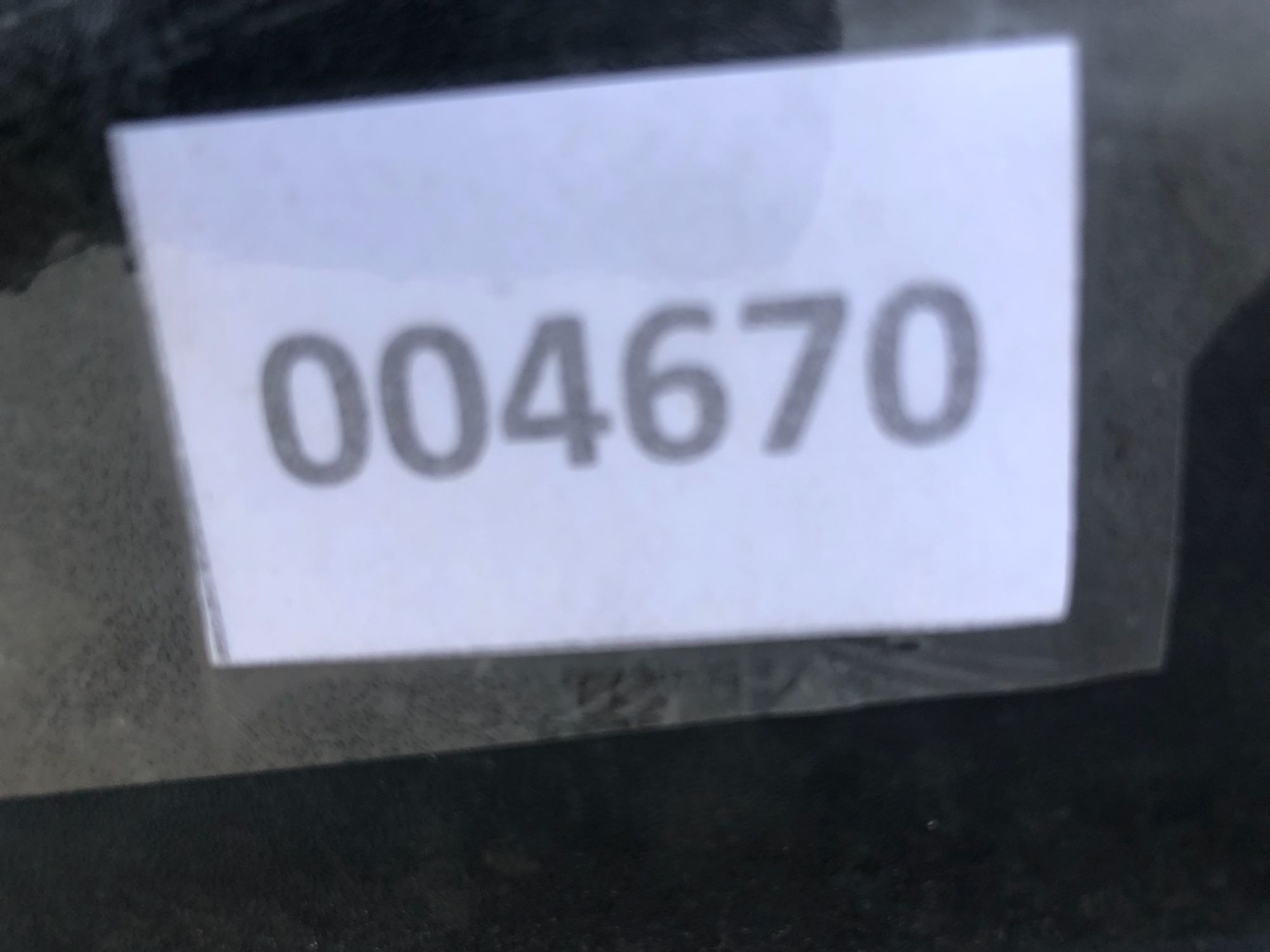 https://gcs.partsauto.market/rn-stockpro.appspot.com/thmbs/userImages/74b999aff9da8d5a09f9ff26dc196135/part/a850747a-054d-4b5e-b2d9-7e9802086f16_1726212545110.jpg