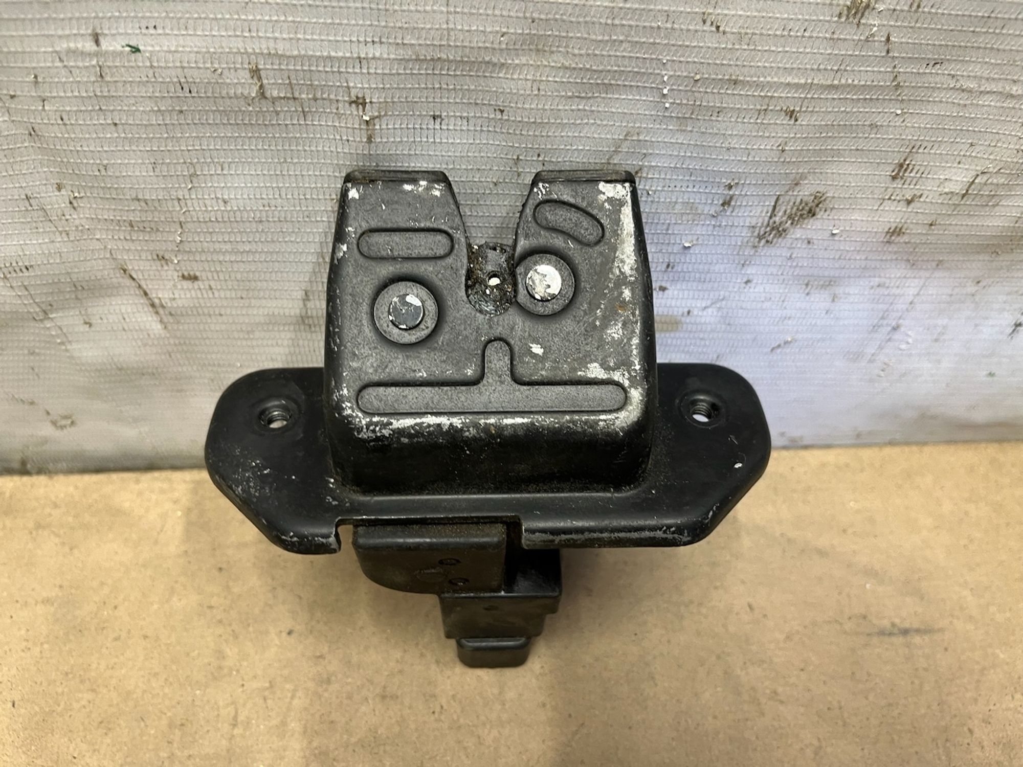 https://gcs.partsauto.market/rn-stockpro.appspot.com/thmbs/userImages/74b999aff9da8d5a09f9ff26dc196135/part/a8e346d5-01a2-48ea-a9c5-30b740d15cf6_1750334942052.jpg