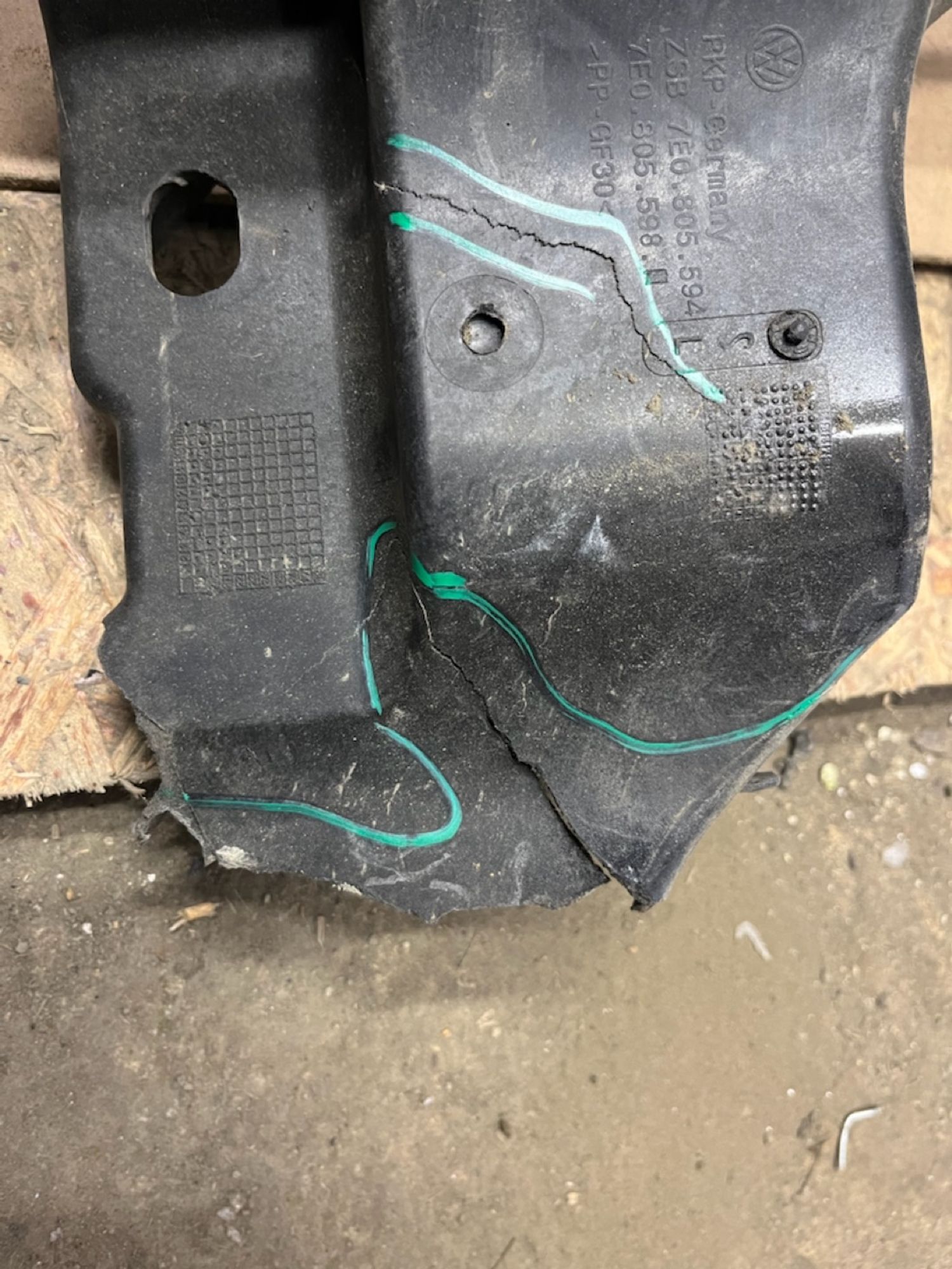 https://gcs.partsauto.market/rn-stockpro.appspot.com/thmbs/userImages/74b999aff9da8d5a09f9ff26dc196135/part/a8ff8f89-4150-4324-a7d2-46899dd61bce_1744110273773.jpg