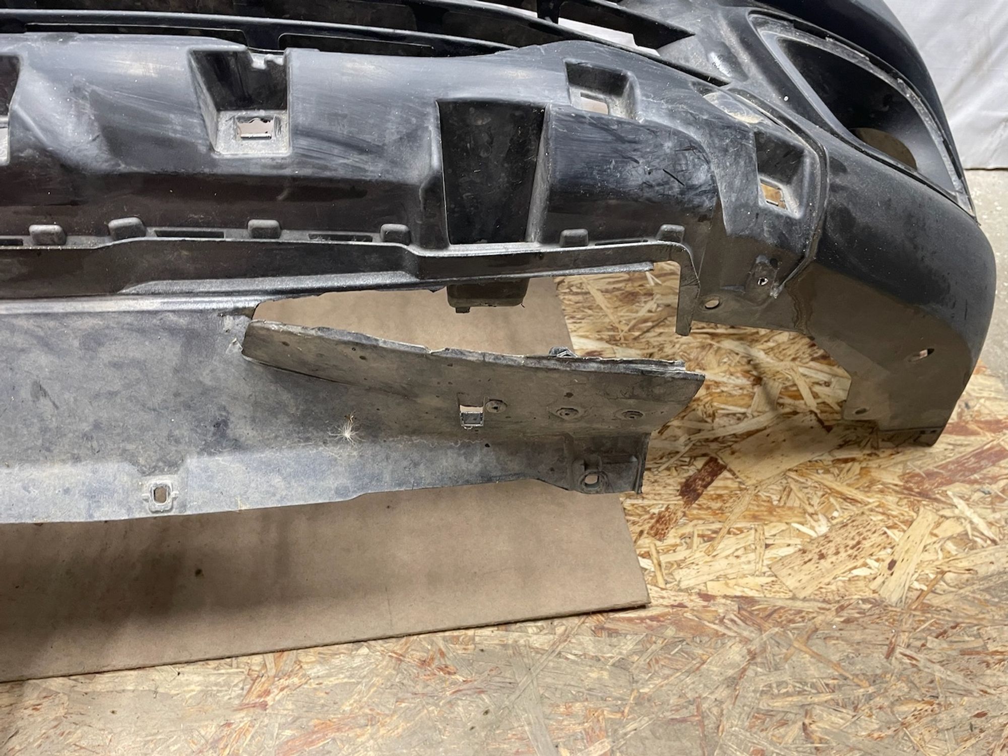 https://gcs.partsauto.market/rn-stockpro.appspot.com/thmbs/userImages/74b999aff9da8d5a09f9ff26dc196135/part/aa7ac8a1-0f7d-412e-80d0-9a889680099c_1732794387765.jpg