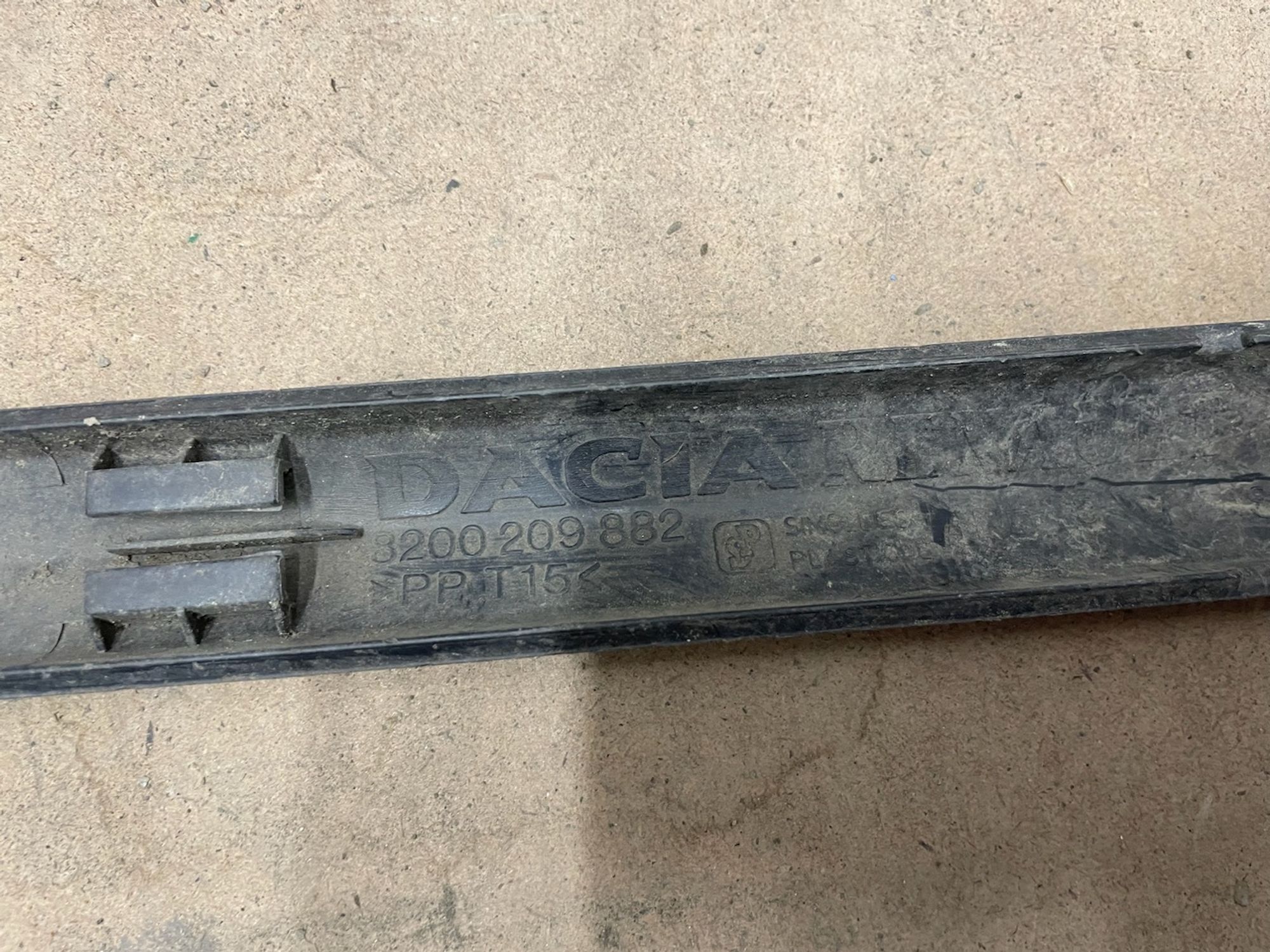 https://gcs.partsauto.market/rn-stockpro.appspot.com/thmbs/userImages/74b999aff9da8d5a09f9ff26dc196135/part/ab542745-30fb-4497-8d36-c9f5d9ab0e4d_1736512448955.jpg