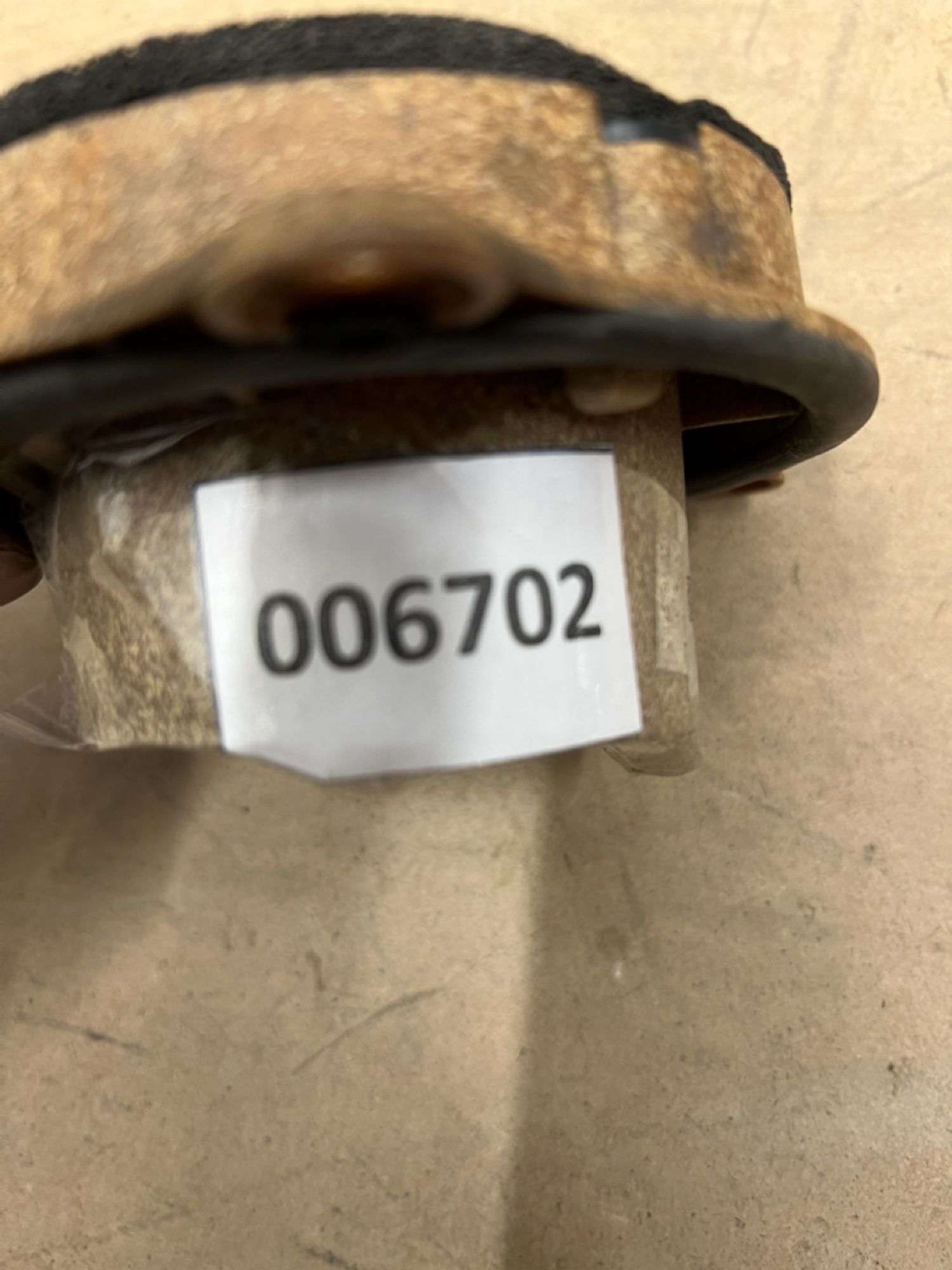 https://gcs.partsauto.market/rn-stockpro.appspot.com/thmbs/userImages/74b999aff9da8d5a09f9ff26dc196135/part/acc8f909-6680-4b65-9a68-4b8df96524c9_1743875150025.jpg