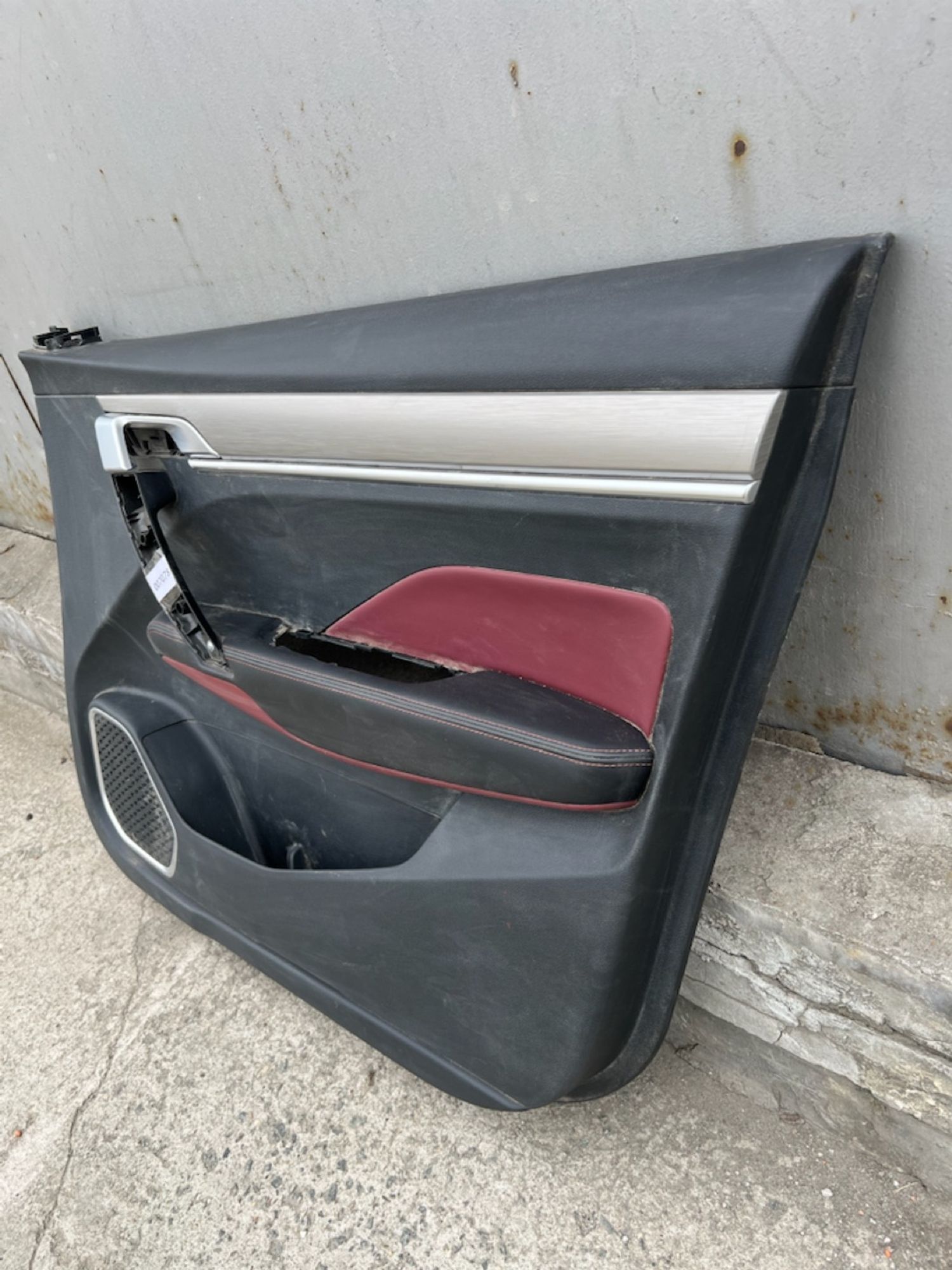 https://gcs.partsauto.market/rn-stockpro.appspot.com/thmbs/userImages/74b999aff9da8d5a09f9ff26dc196135/part/ad1570b1-0a7f-421a-b070-d4574269ff36_1746726650594.jpg