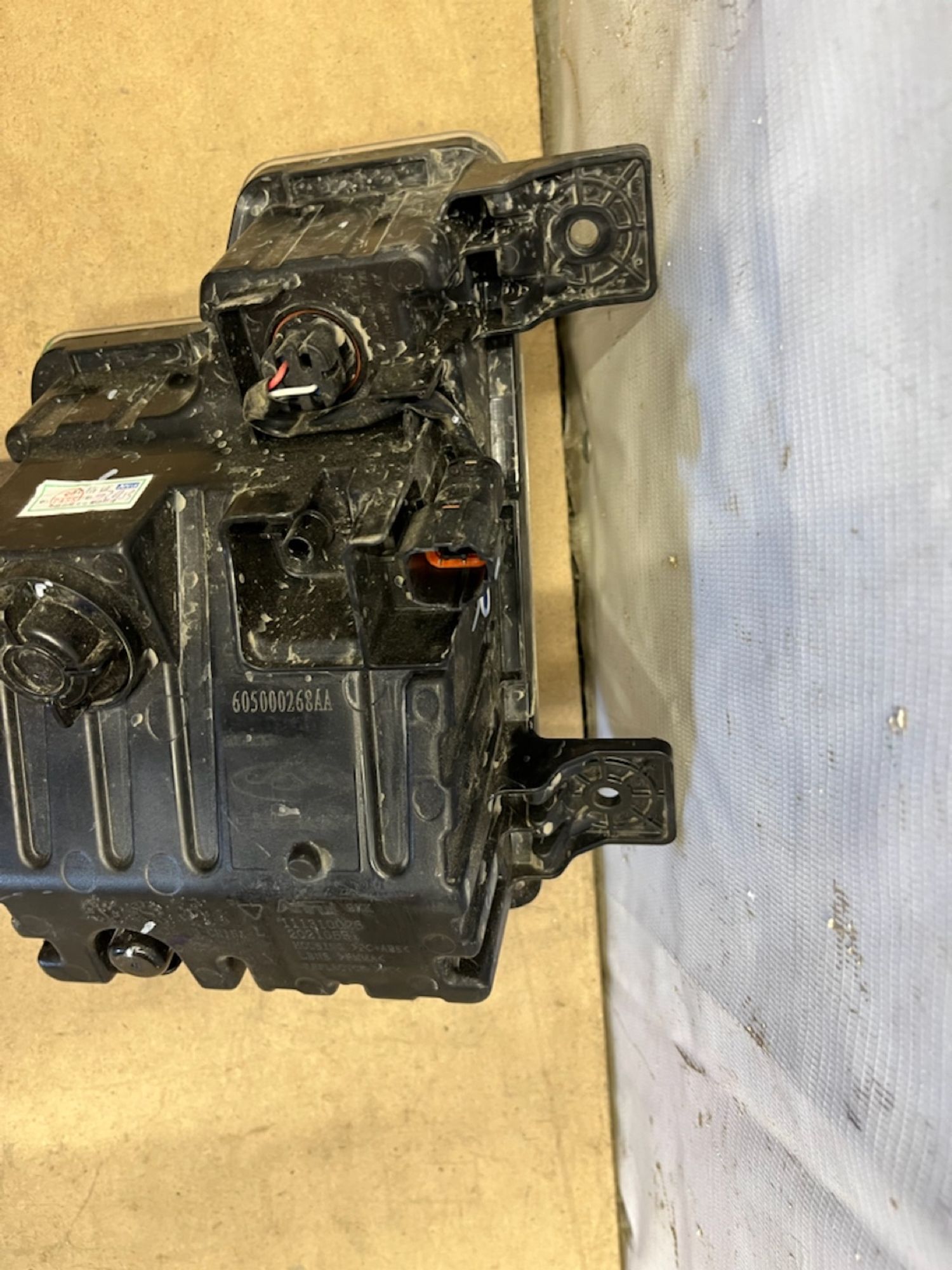 https://gcs.partsauto.market/rn-stockpro.appspot.com/thmbs/userImages/74b999aff9da8d5a09f9ff26dc196135/part/ad7e97a7-e870-4632-807a-557ad8c82075_1750331715709.jpg