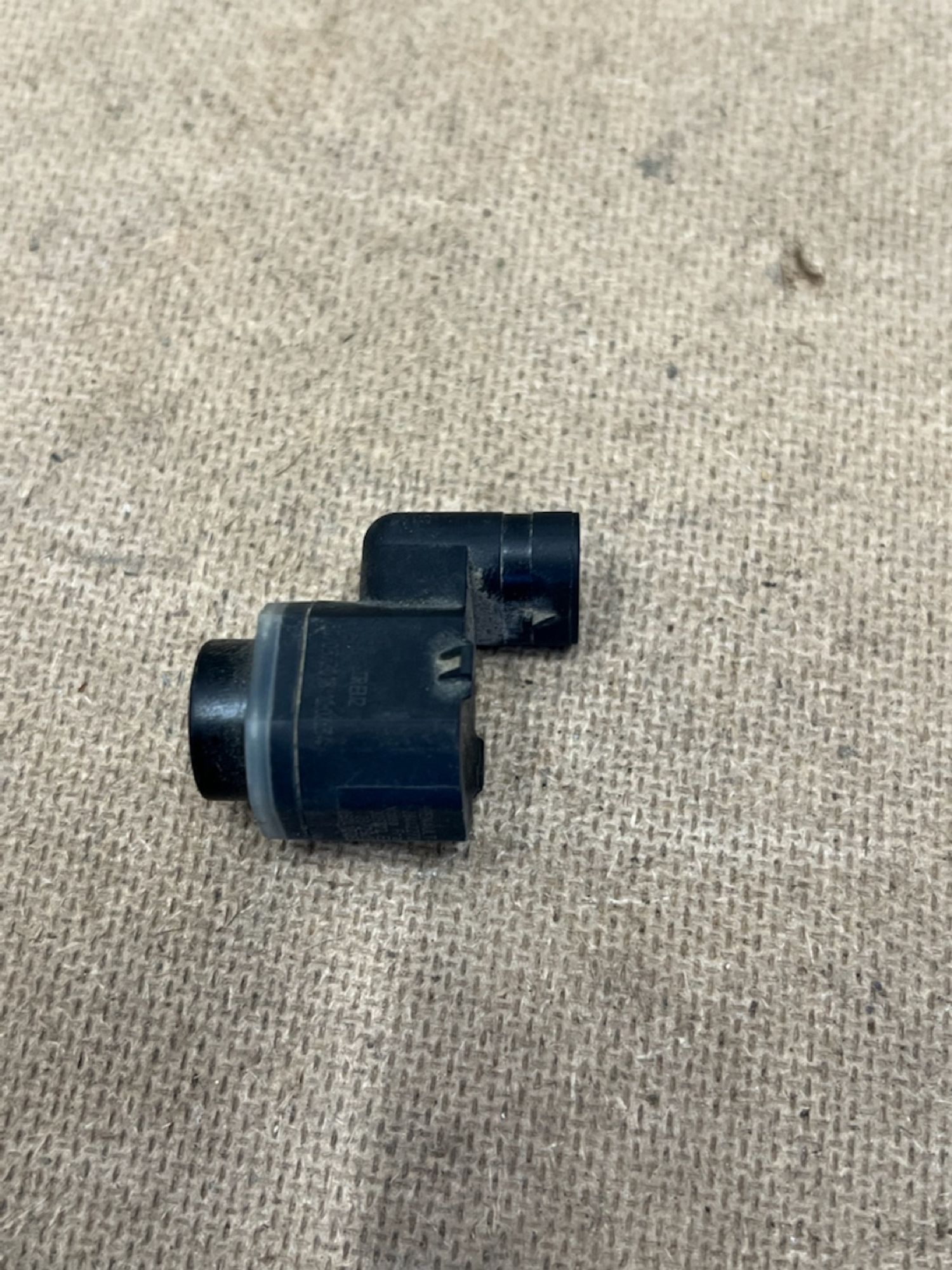 https://gcs.partsauto.market/rn-stockpro.appspot.com/thmbs/userImages/74b999aff9da8d5a09f9ff26dc196135/part/af2a8c33-000e-4827-ba97-0a8619a2a26e_1745690238107.jpg