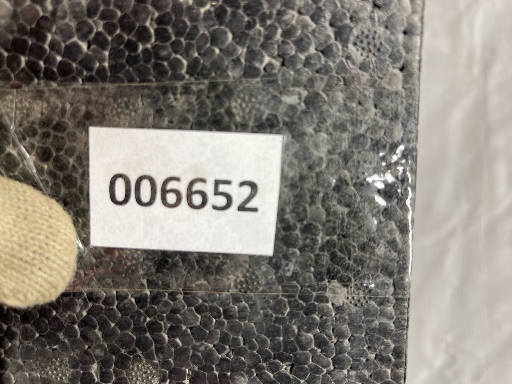 https://gcs.partsauto.market/rn-stockpro.appspot.com/thmbs/userImages/74b999aff9da8d5a09f9ff26dc196135/part/b00195ed-bab7-4374-872b-68a49781bcc2_1744367532892.jpg