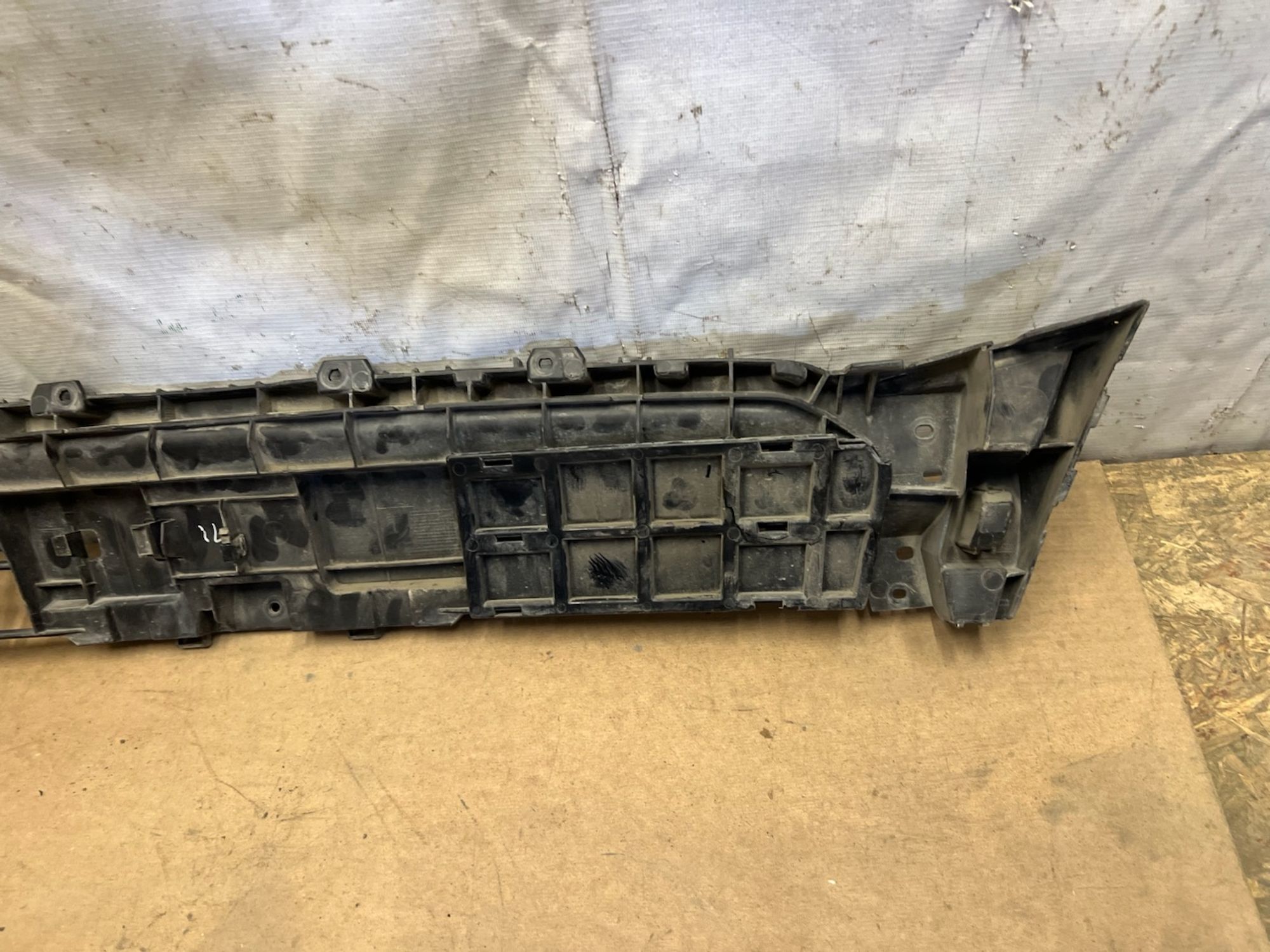 https://gcs.partsauto.market/rn-stockpro.appspot.com/thmbs/userImages/74b999aff9da8d5a09f9ff26dc196135/part/b00a46aa-90c4-45a7-b84e-ac29a5a35f35_1748971240985.jpg