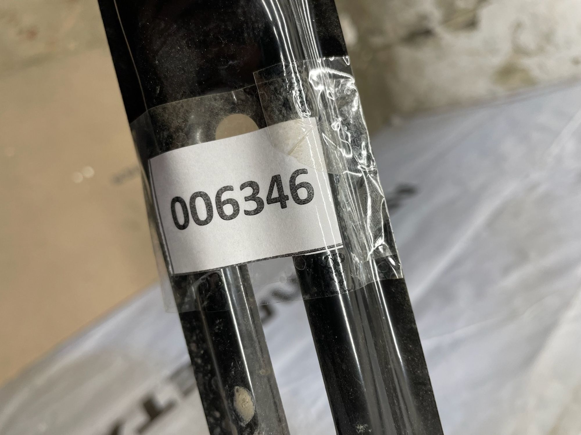 https://gcs.partsauto.market/rn-stockpro.appspot.com/thmbs/userImages/74b999aff9da8d5a09f9ff26dc196135/part/b0aebd44-ca48-45ac-a9a9-549cc5c41d3b_1740482088214.jpg