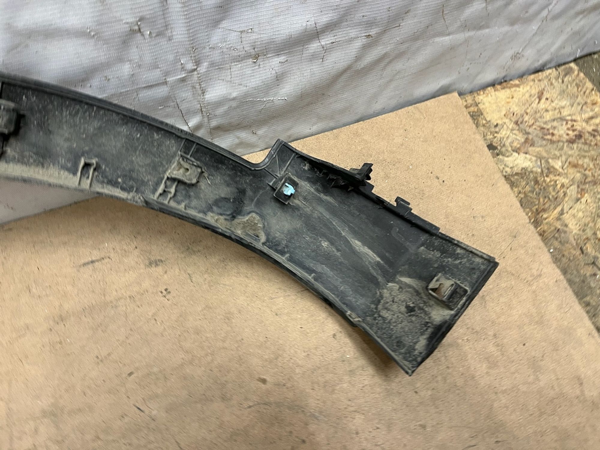 https://gcs.partsauto.market/rn-stockpro.appspot.com/thmbs/userImages/74b999aff9da8d5a09f9ff26dc196135/part/b3d6a85b-58e5-4fe3-8aff-b777d784951c_1744374820484.jpg