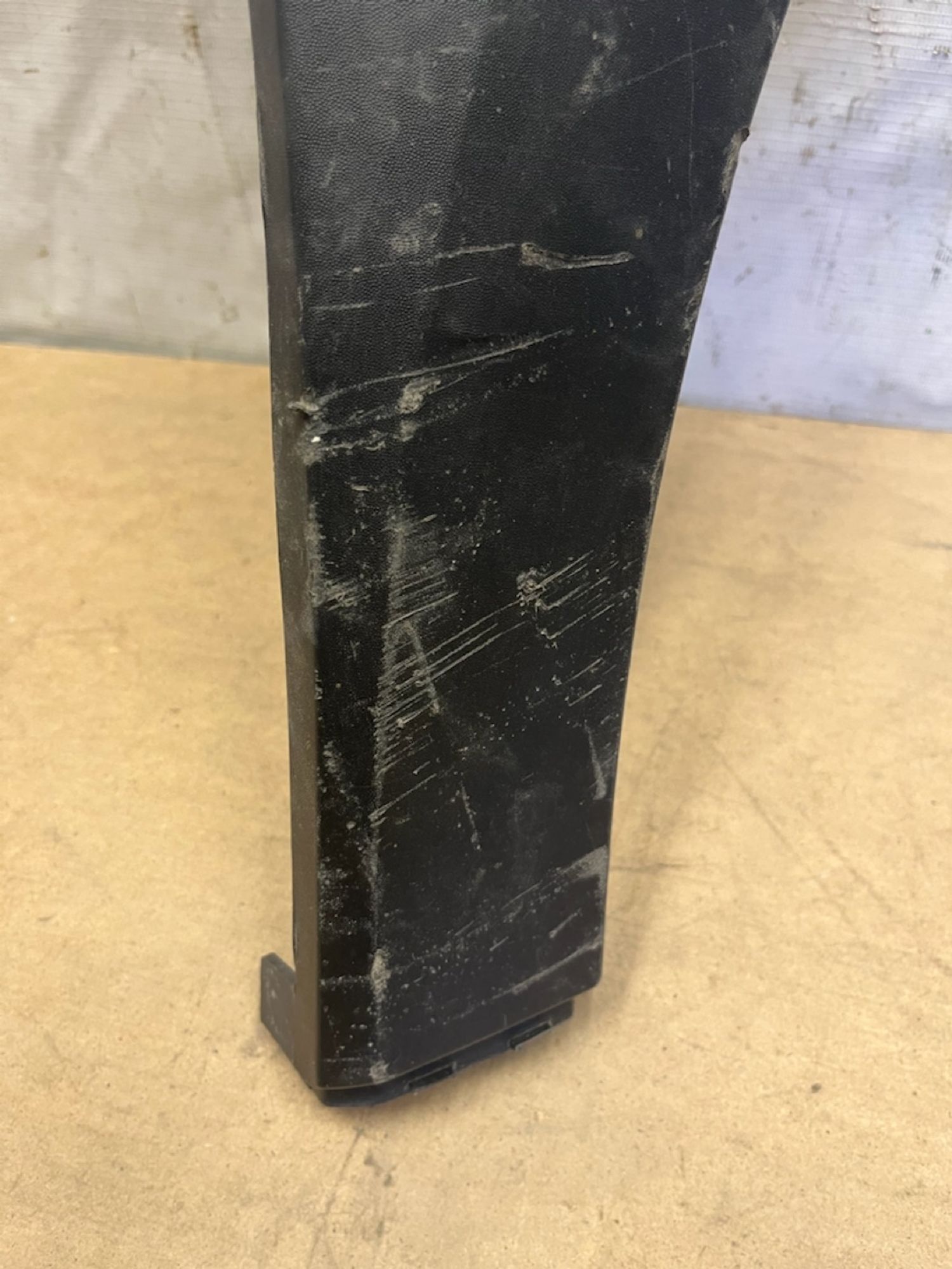 https://gcs.partsauto.market/rn-stockpro.appspot.com/thmbs/userImages/74b999aff9da8d5a09f9ff26dc196135/part/b3eb8b2d-16c4-4c6f-93f3-dfbfbbd75c41_1748425041302.jpg