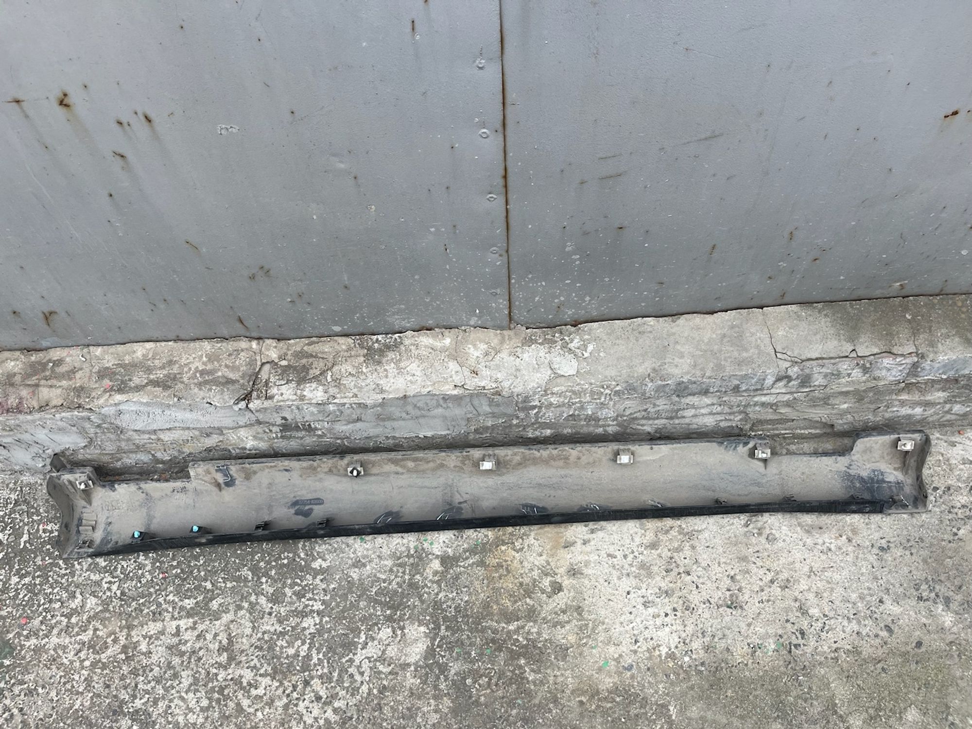 https://gcs.partsauto.market/rn-stockpro.appspot.com/thmbs/userImages/74b999aff9da8d5a09f9ff26dc196135/part/b3fd106c-4718-42cd-afe4-80fcf9044ea7_1747994014405.jpg