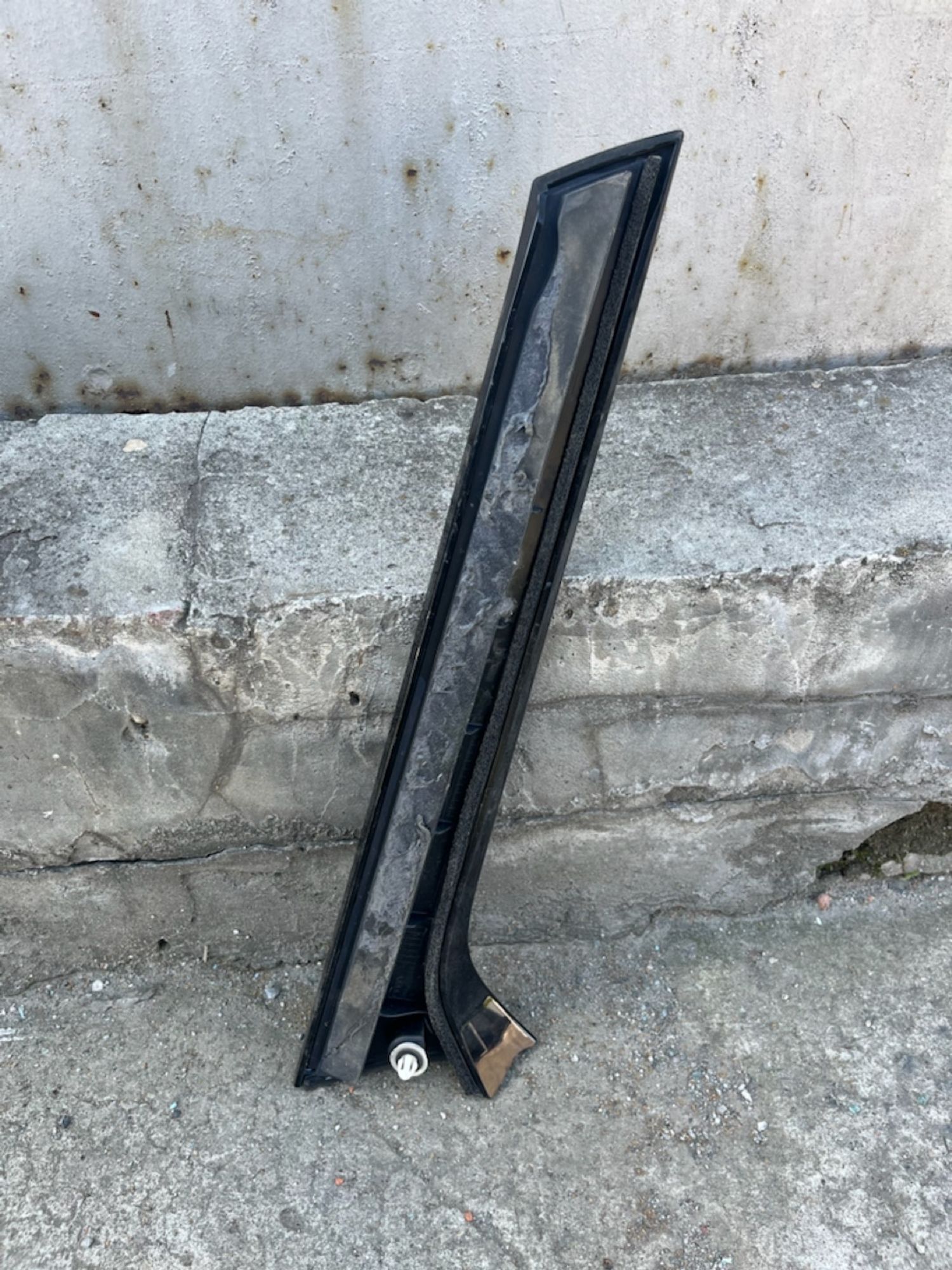 https://gcs.partsauto.market/rn-stockpro.appspot.com/thmbs/userImages/74b999aff9da8d5a09f9ff26dc196135/part/b5de46d8-7b98-46ec-af87-4befb1131e27_1747396143008.jpg