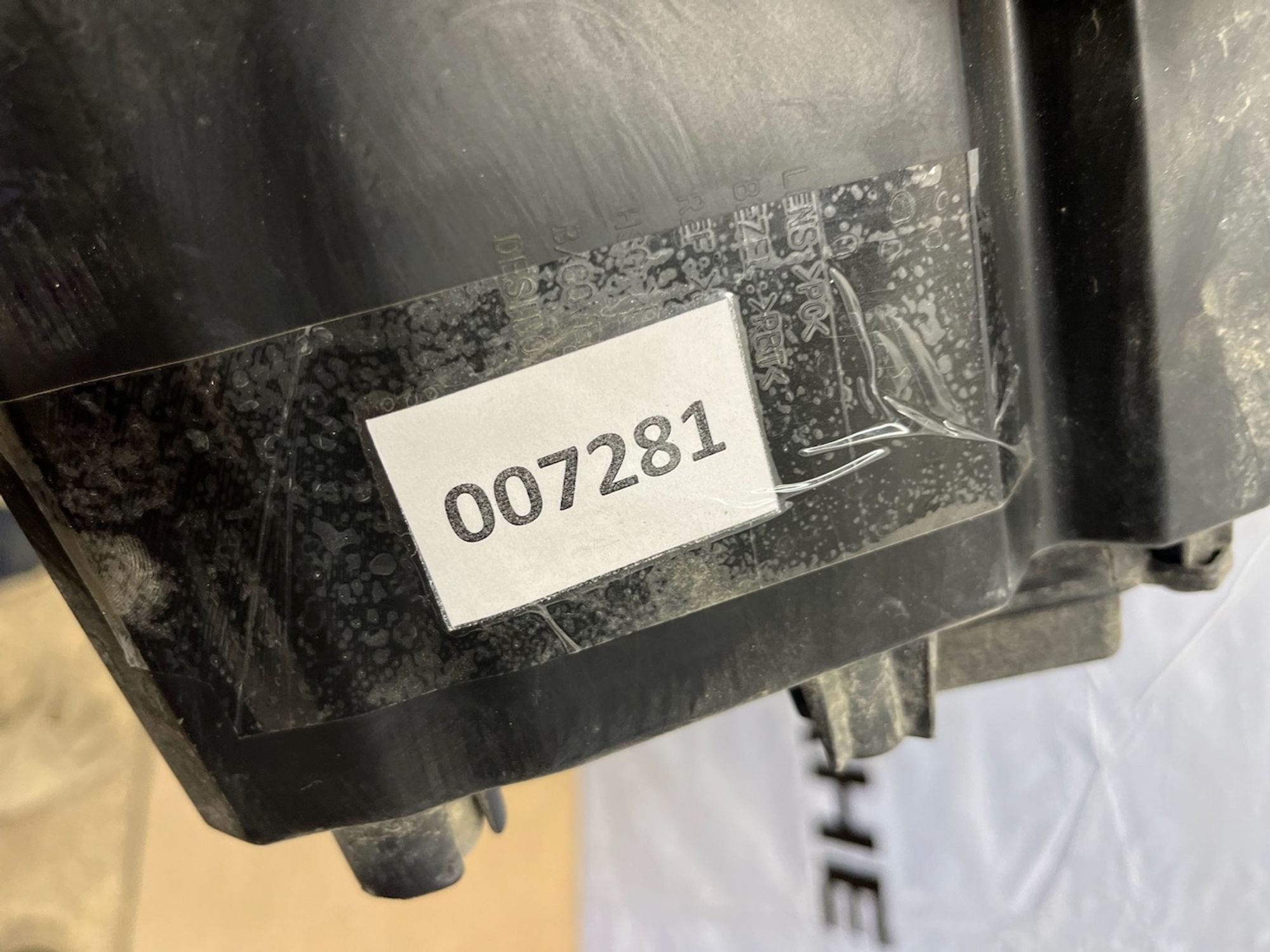 https://gcs.partsauto.market/rn-stockpro.appspot.com/thmbs/userImages/74b999aff9da8d5a09f9ff26dc196135/part/b63ba32f-05fc-4ee7-8cd2-83cfa4661cf5_1748065851537.jpg