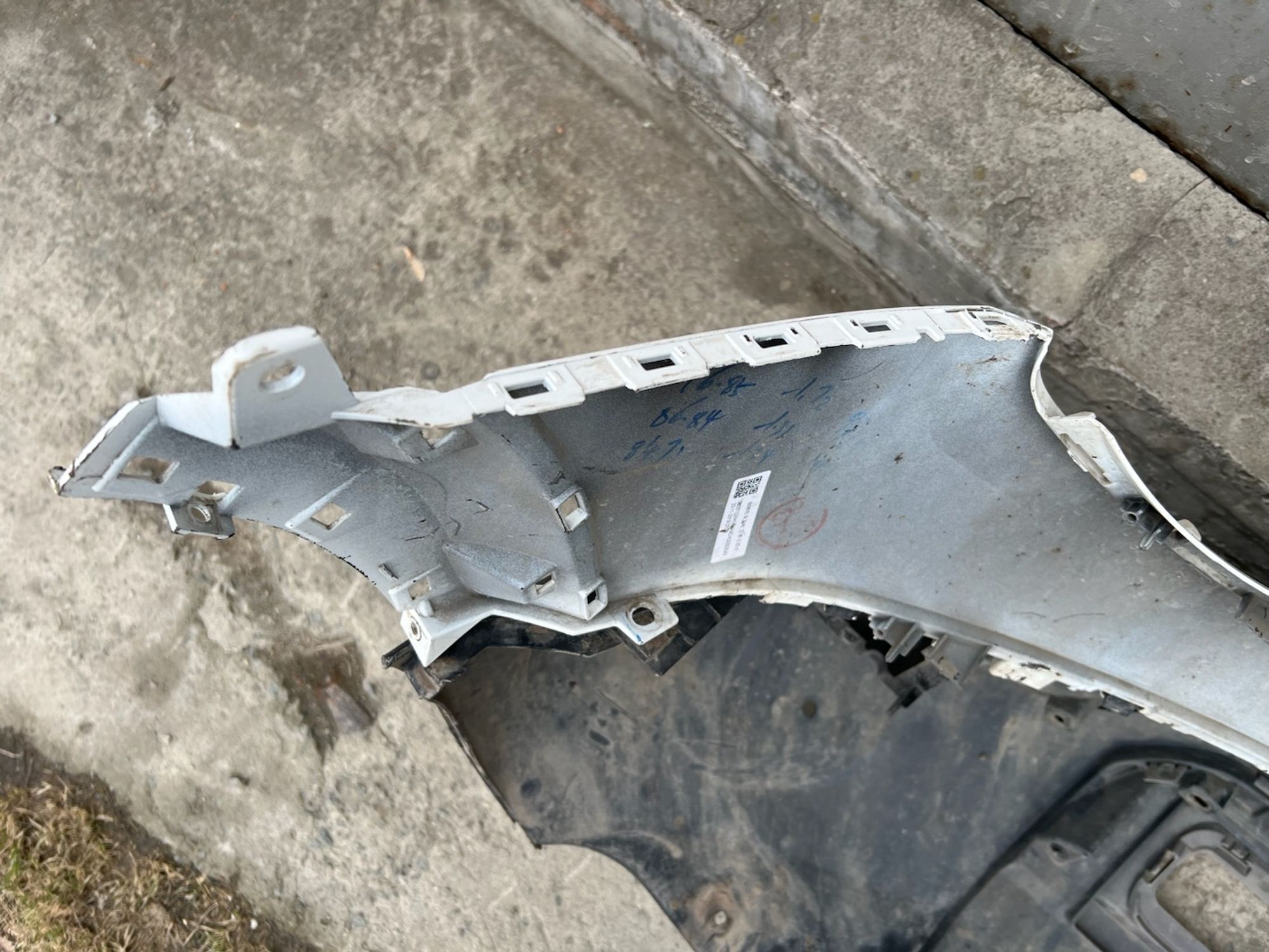 https://gcs.partsauto.market/rn-stockpro.appspot.com/thmbs/userImages/74b999aff9da8d5a09f9ff26dc196135/part/b7421554-ed9a-4c05-a126-5c8aa0335a5d_1743789061570.jpg