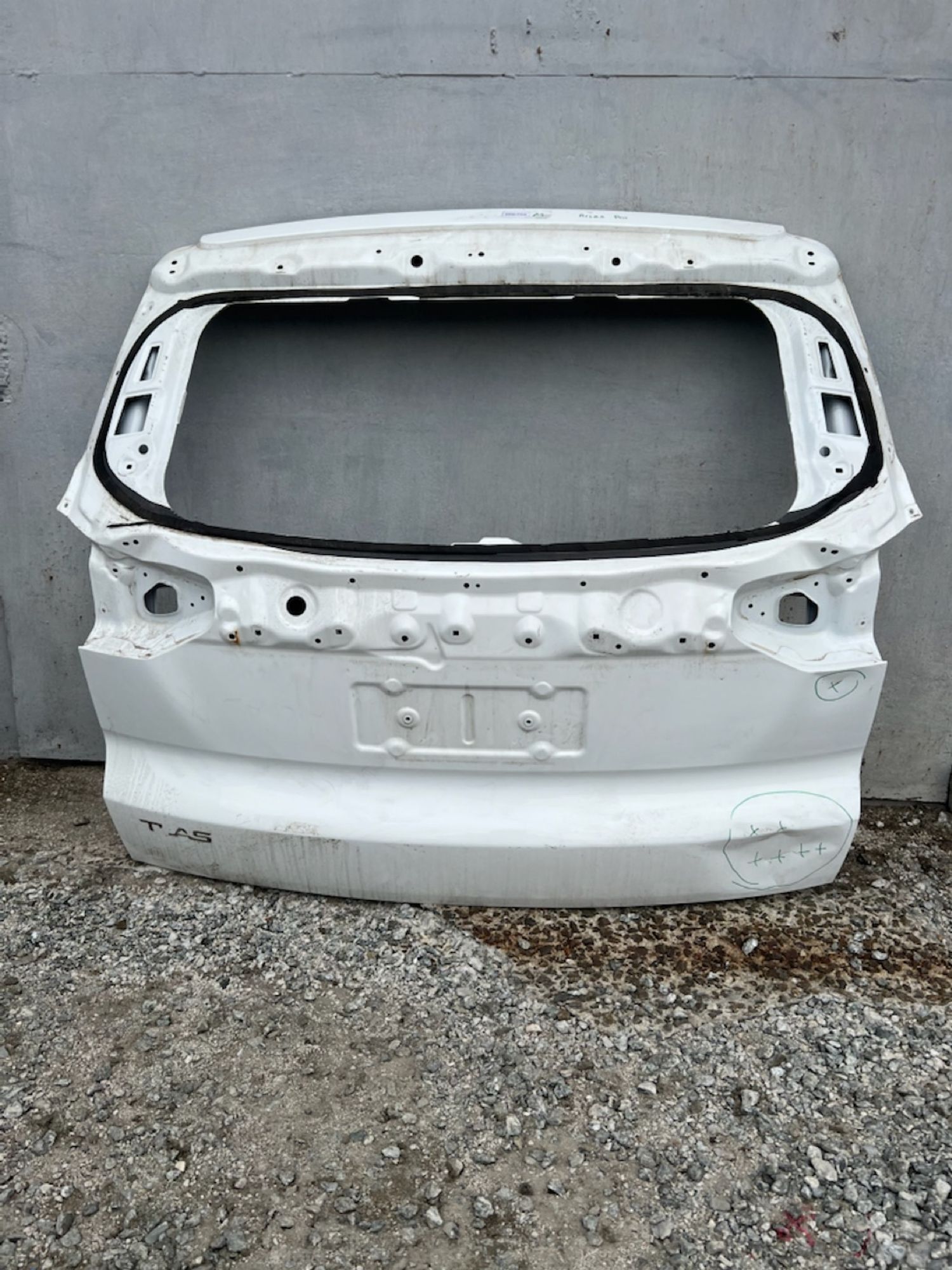 https://gcs.partsauto.market/rn-stockpro.appspot.com/thmbs/userImages/74b999aff9da8d5a09f9ff26dc196135/part/b74ac7a8-7134-4076-b3f2-f8ea7410fe7b_1744823746811.jpg