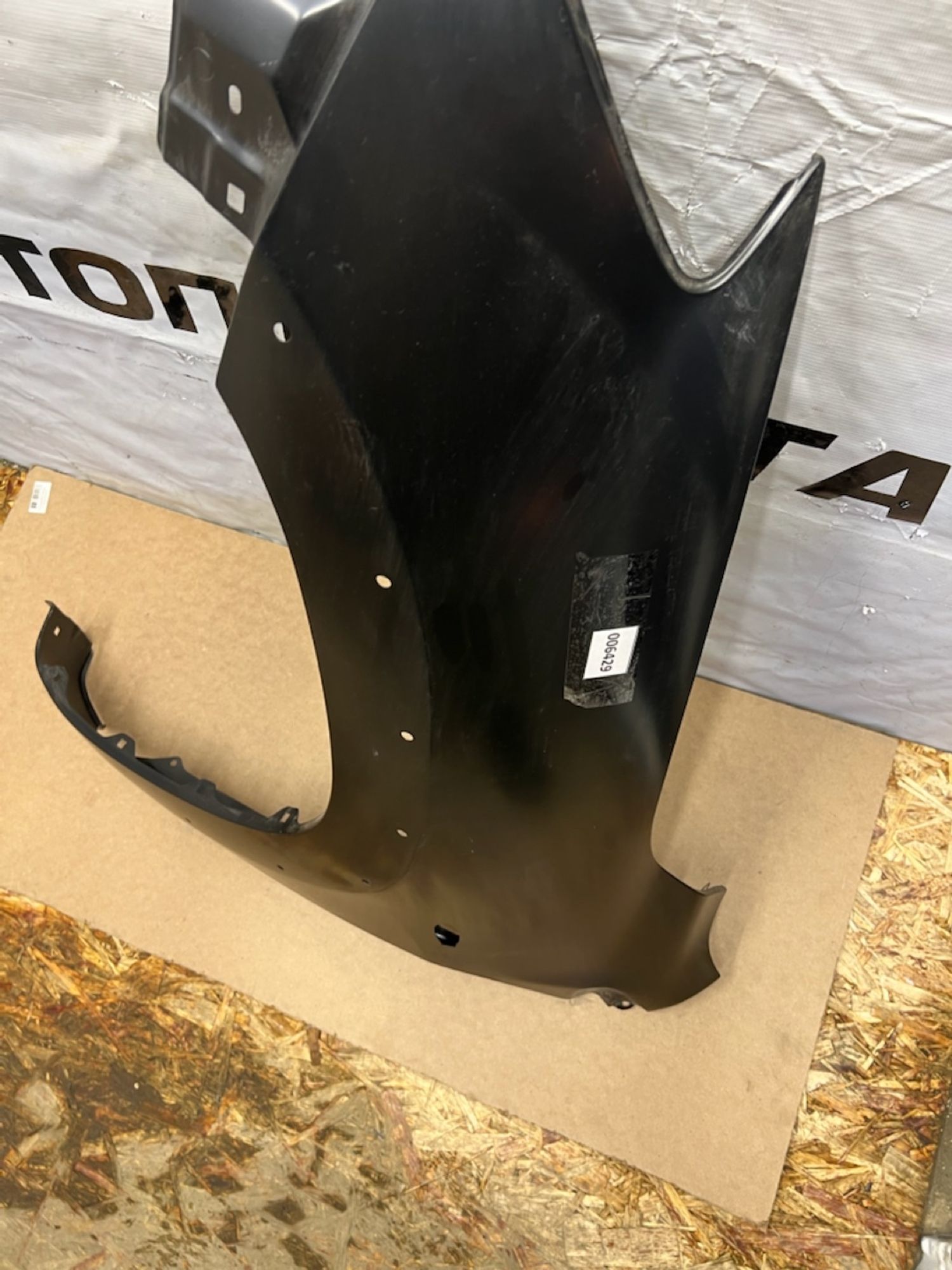 https://gcs.partsauto.market/rn-stockpro.appspot.com/thmbs/userImages/74b999aff9da8d5a09f9ff26dc196135/part/b9b7f48a-1215-474d-8d36-73142a8c3790_1741794809028.jpg