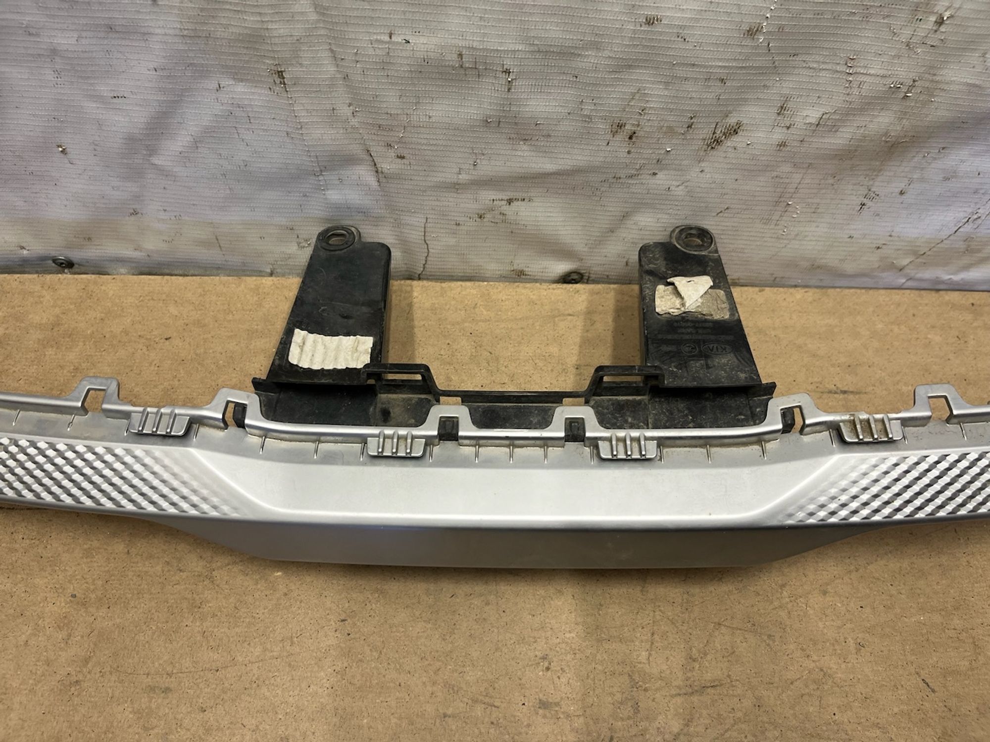 https://gcs.partsauto.market/rn-stockpro.appspot.com/thmbs/userImages/74b999aff9da8d5a09f9ff26dc196135/part/bc75195b-094b-445d-bfd9-f3c13b0de01c_1747915296405.jpg