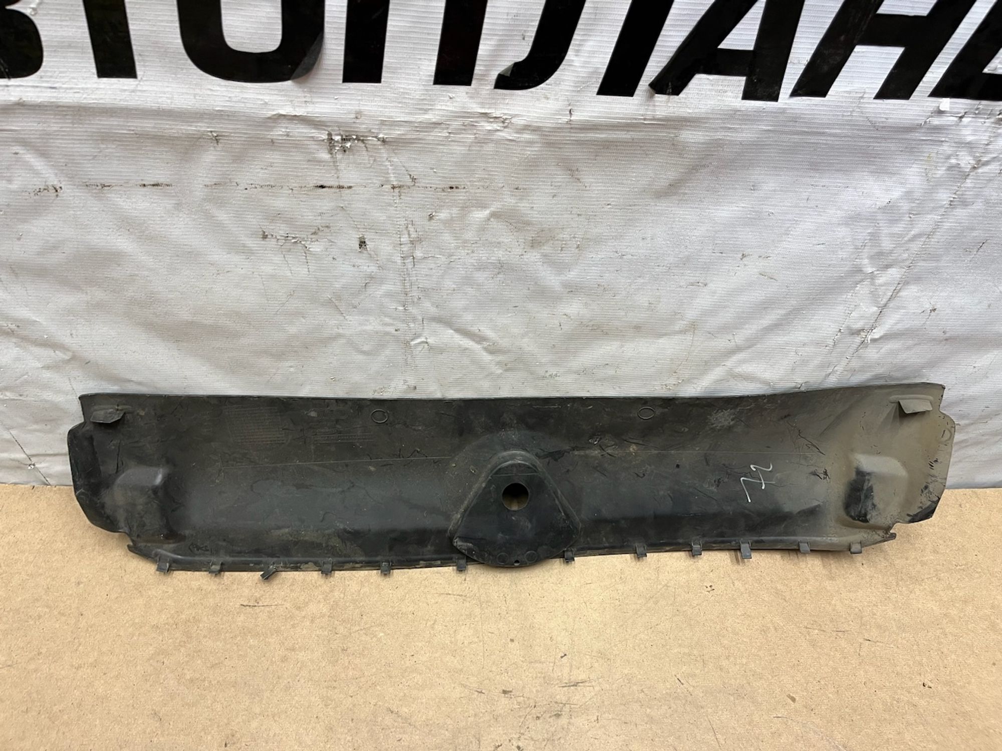 https://gcs.partsauto.market/rn-stockpro.appspot.com/thmbs/userImages/74b999aff9da8d5a09f9ff26dc196135/part/bf7df6cf-ea0e-4a0e-95f3-da3da3bb7693_1744805201406.jpg