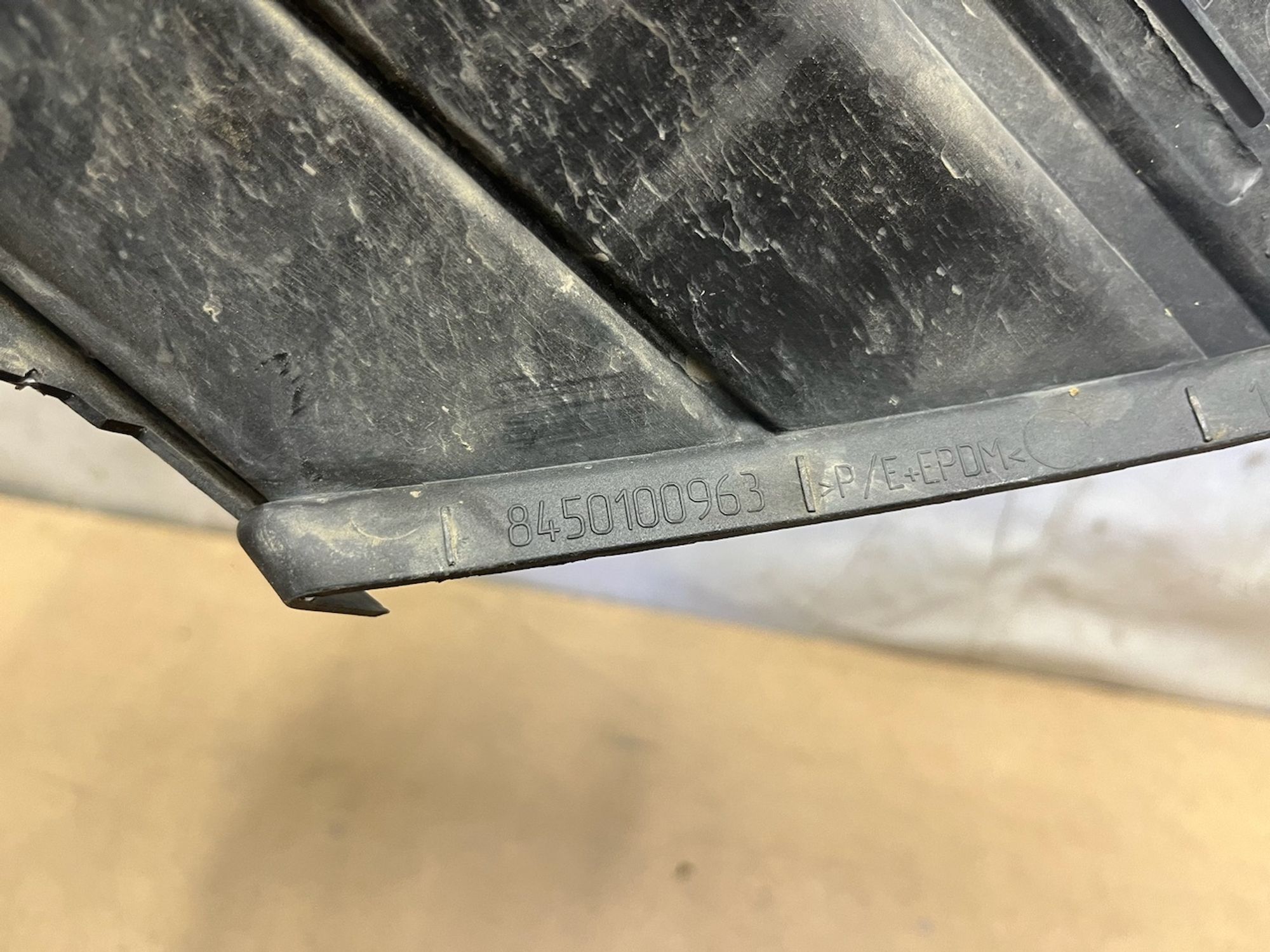 https://gcs.partsauto.market/rn-stockpro.appspot.com/thmbs/userImages/74b999aff9da8d5a09f9ff26dc196135/part/c00c1461-b56a-43c3-bd0f-0f8473a8cee0_1750328388767.jpg