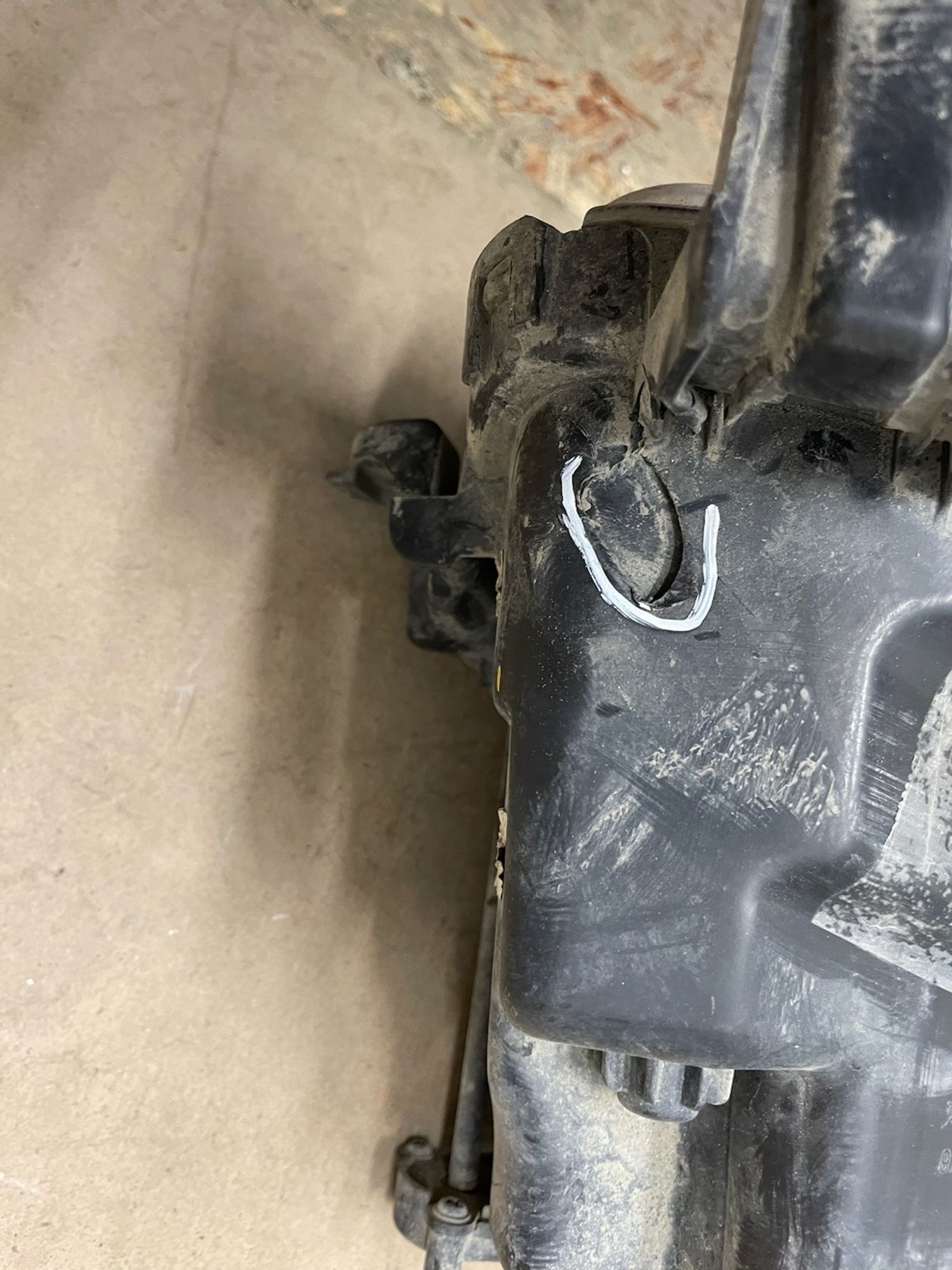 https://gcs.partsauto.market/rn-stockpro.appspot.com/thmbs/userImages/74b999aff9da8d5a09f9ff26dc196135/part/c0f617e9-215a-4c38-87fc-eb8782a9db4d_1738839653486.jpg
