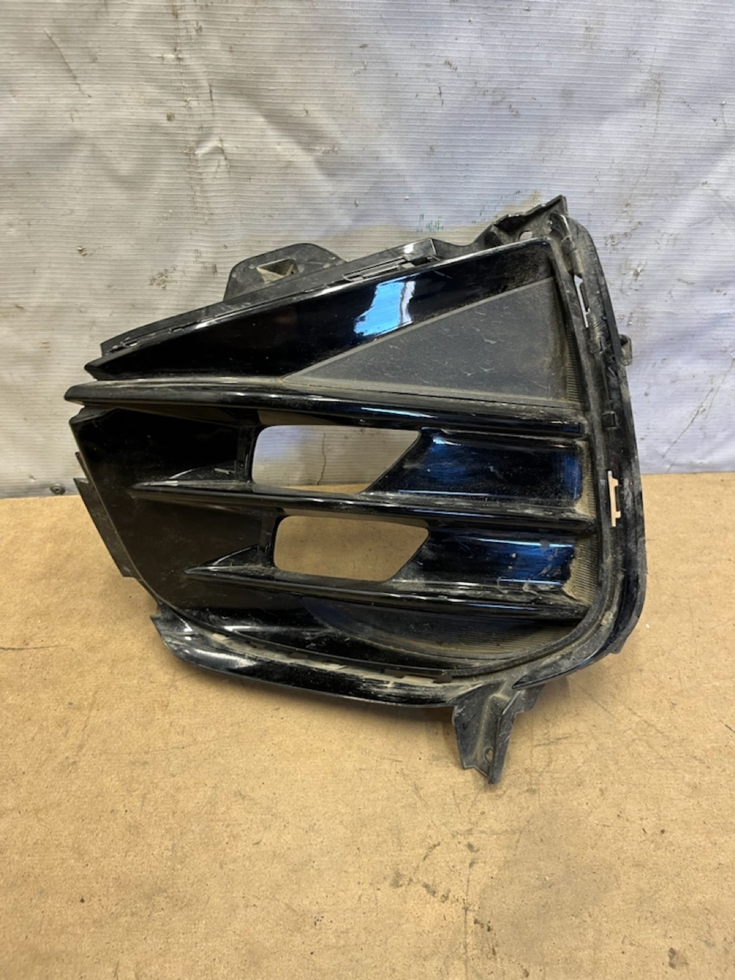 https://gcs.partsauto.market/rn-stockpro.appspot.com/thmbs/userImages/74b999aff9da8d5a09f9ff26dc196135/part/c12a21b8-1857-4593-938c-fde9cb9e8555_1747915553413.jpg