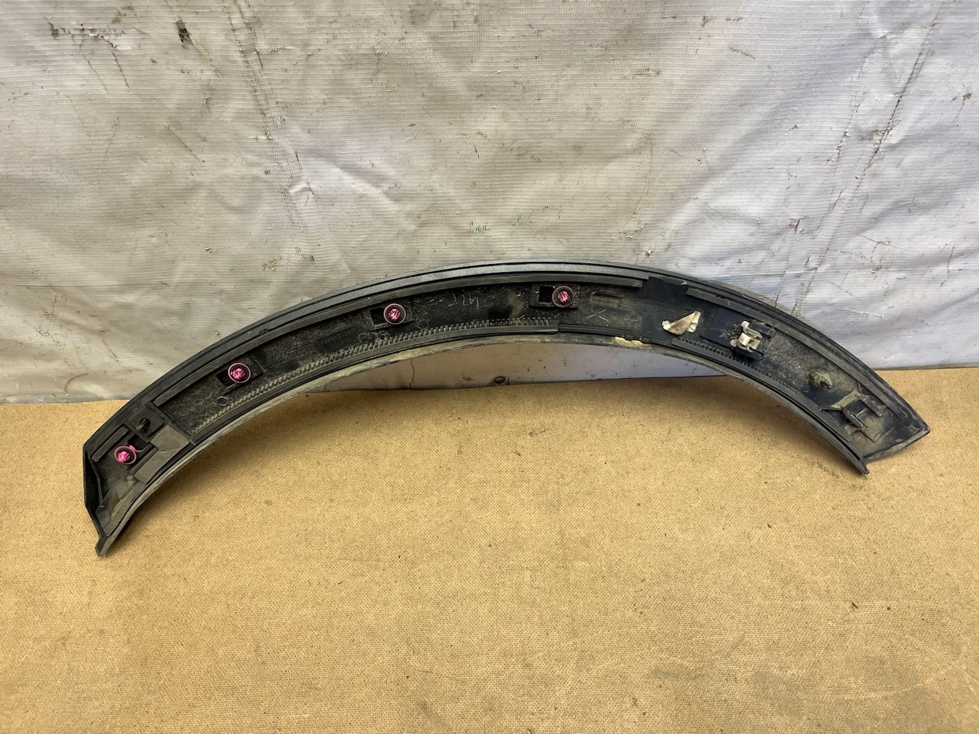 https://gcs.partsauto.market/rn-stockpro.appspot.com/thmbs/userImages/74b999aff9da8d5a09f9ff26dc196135/part/c1a8c292-5ac8-44e3-a49c-0575319e3b02_1745405319659.jpg