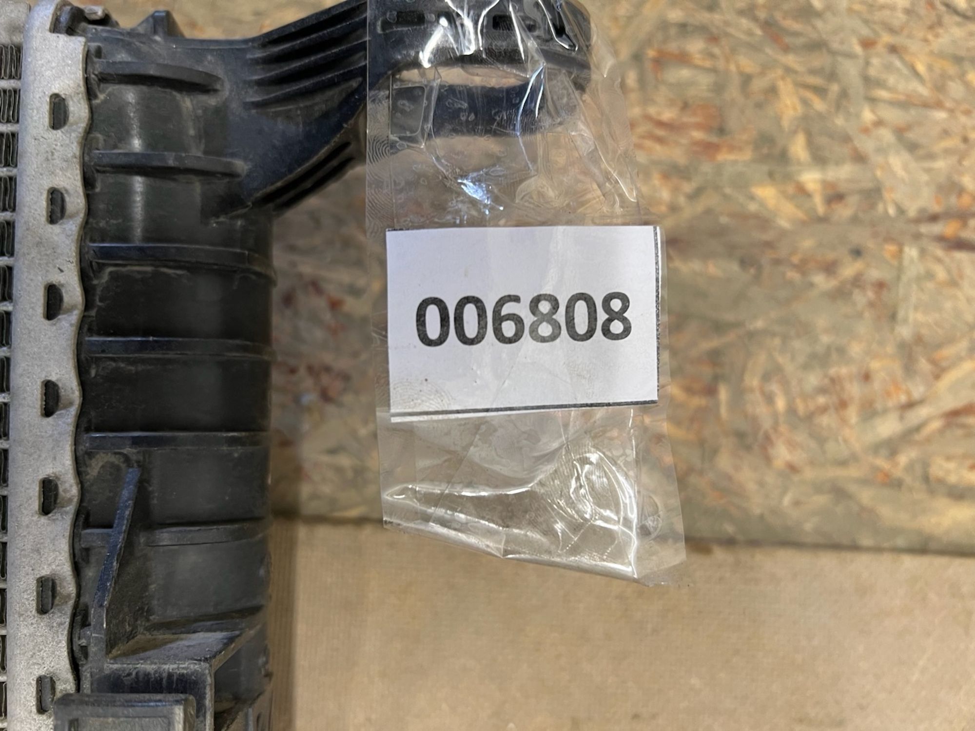 https://gcs.partsauto.market/rn-stockpro.appspot.com/thmbs/userImages/74b999aff9da8d5a09f9ff26dc196135/part/c1ed6016-83e7-4e83-bb1d-53036db821a1_1744895143174.jpg